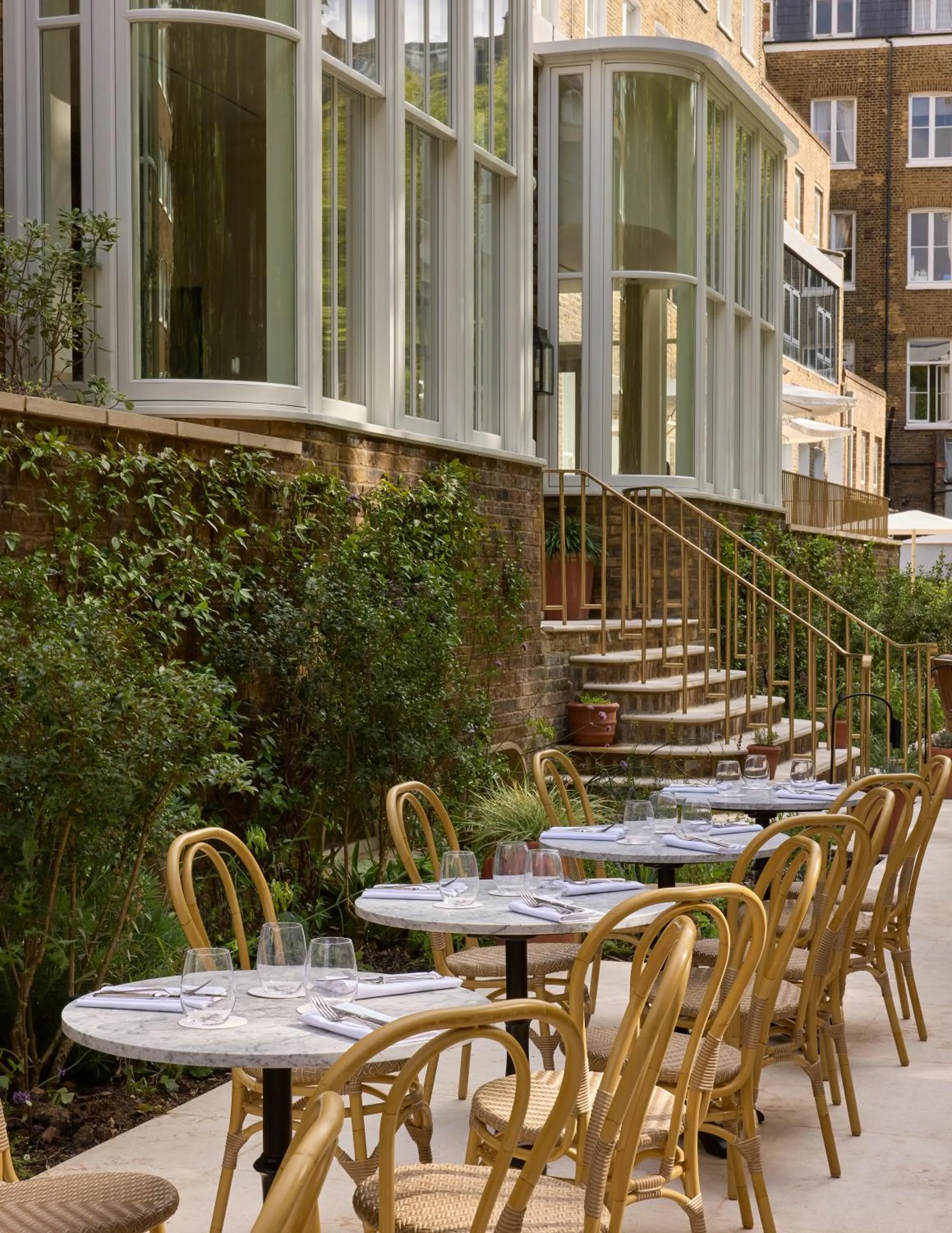 Restaurant/places to eat in Miiro Templeton Garden