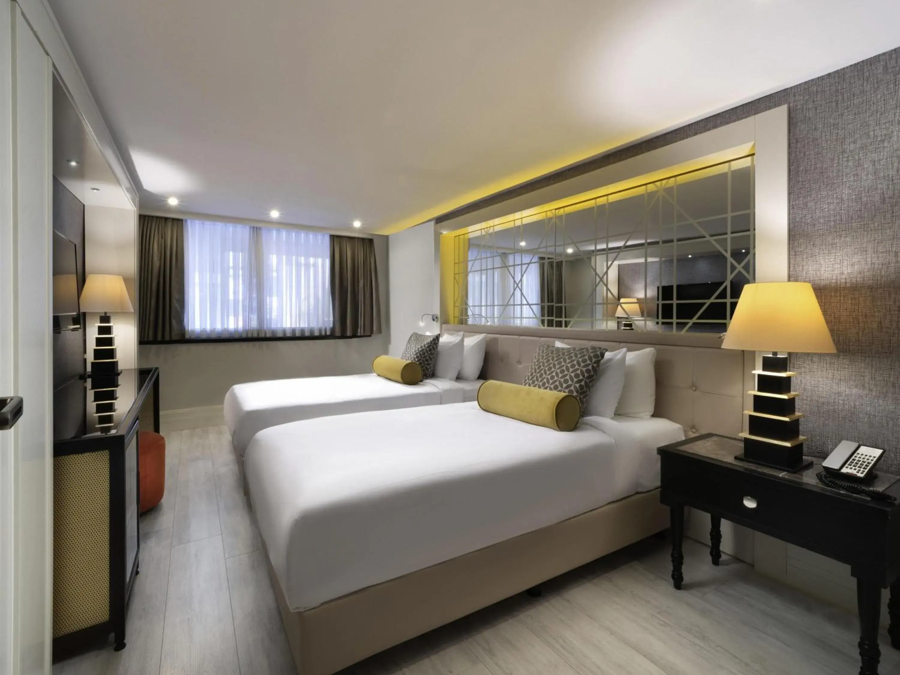 Bedroom, Bed in Mercure Istanbul Bomonti Bedroom, Bed in Mercure Istanbul Bomonti