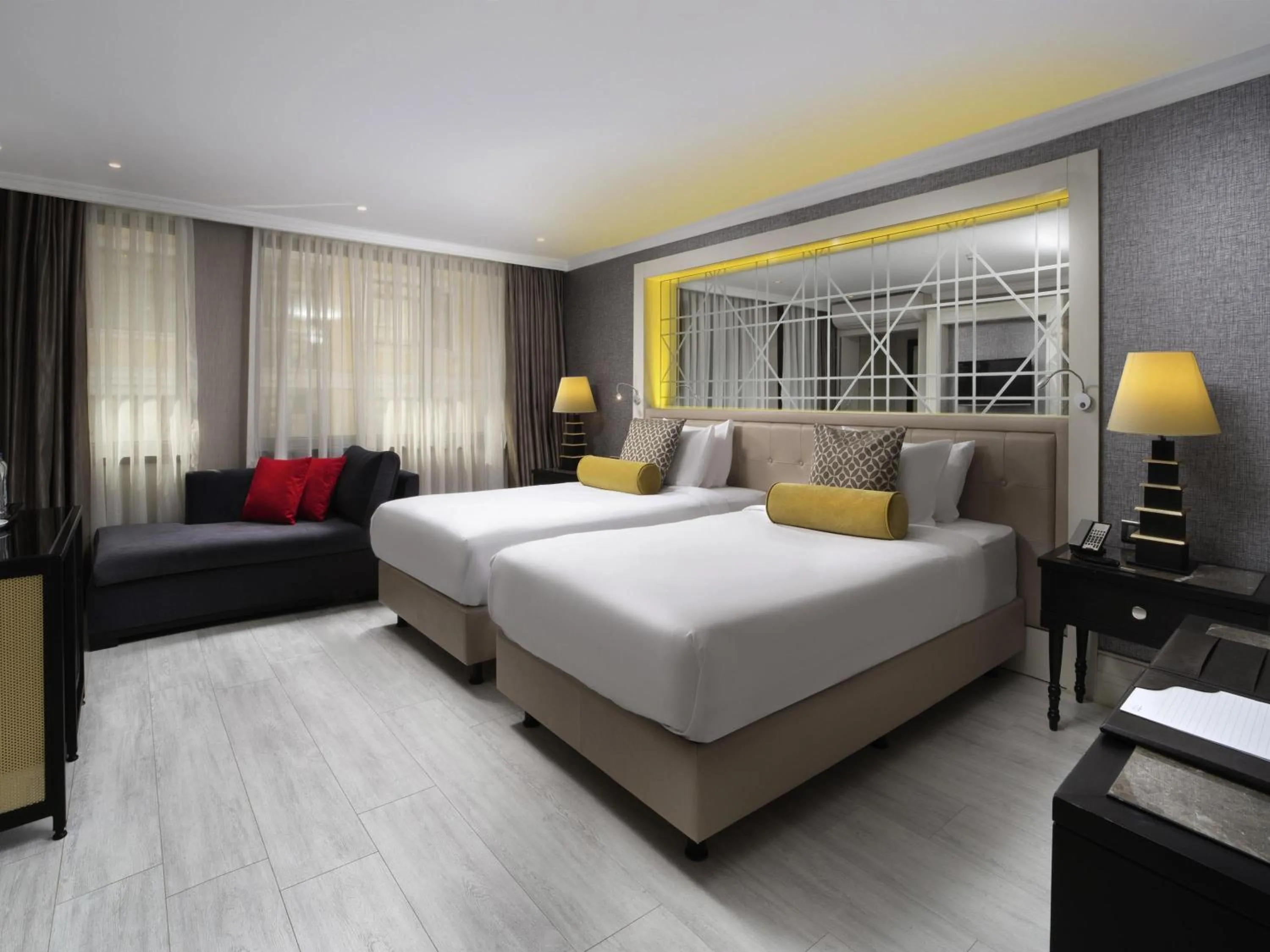 Bedroom, Bed in Mercure Istanbul Bomonti