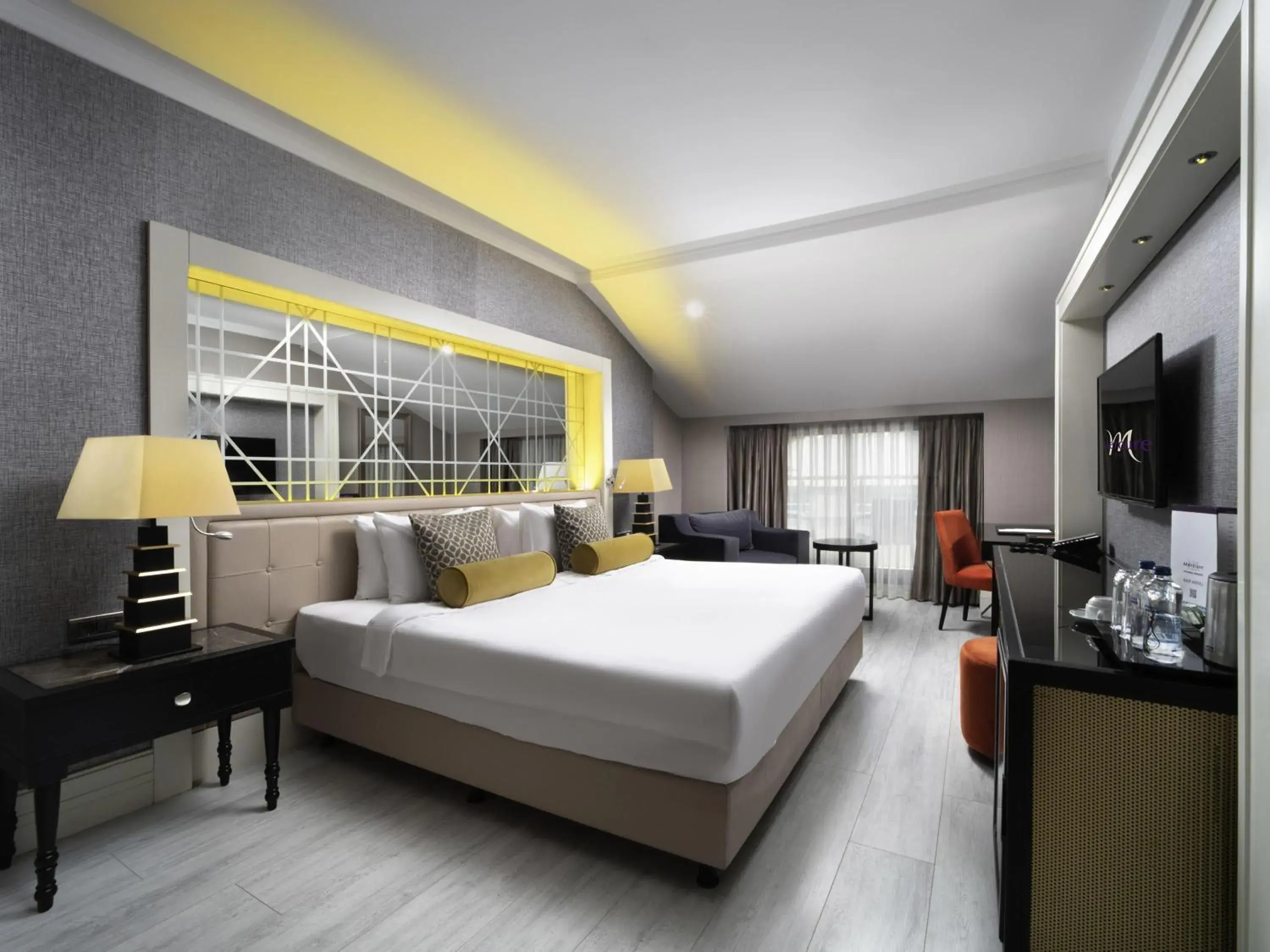 Bedroom, Bed in Mercure Istanbul Bomonti Bedroom, Bed in Mercure Istanbul Bomonti