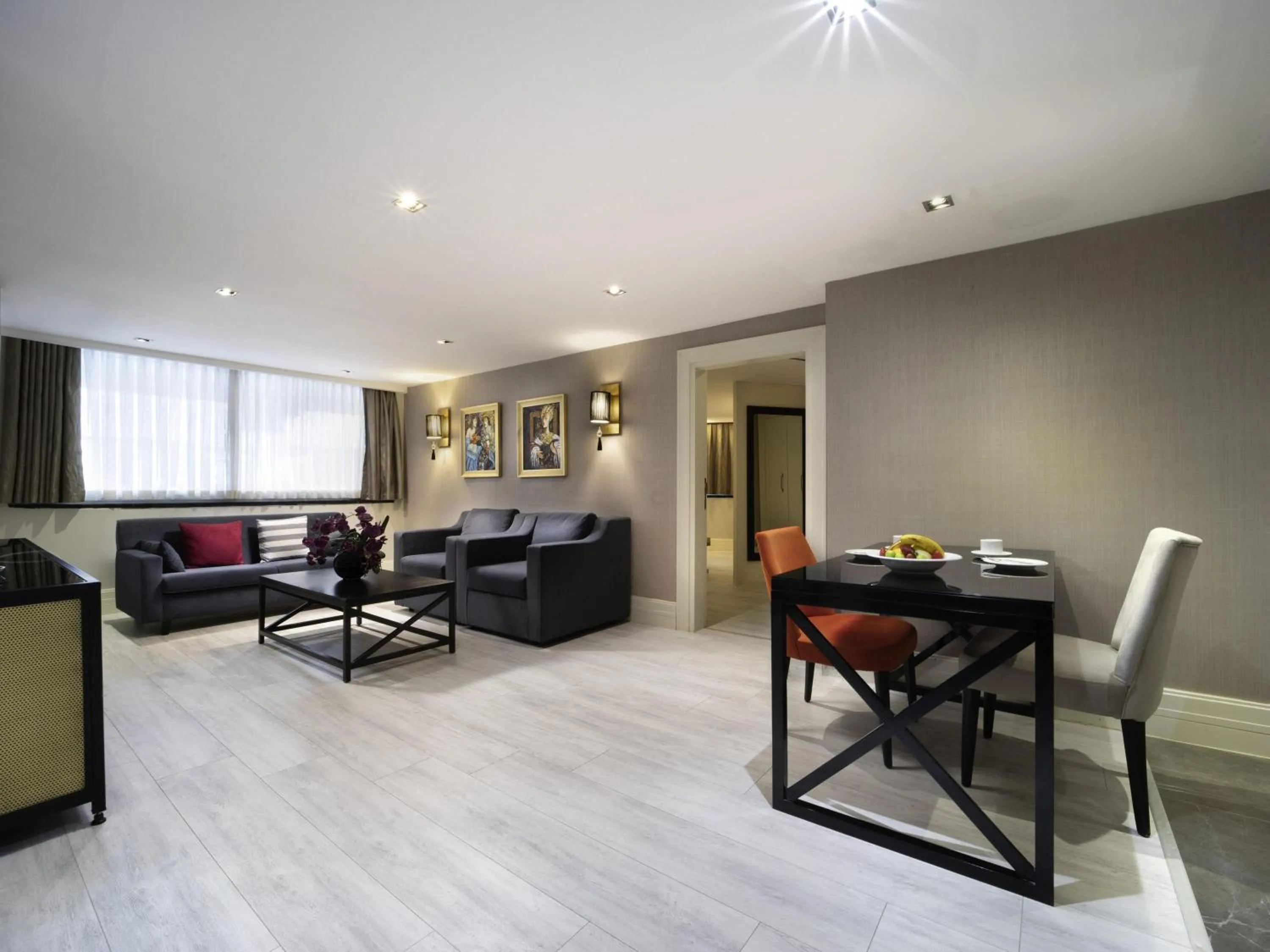 Bedroom in Mercure Istanbul Bomonti