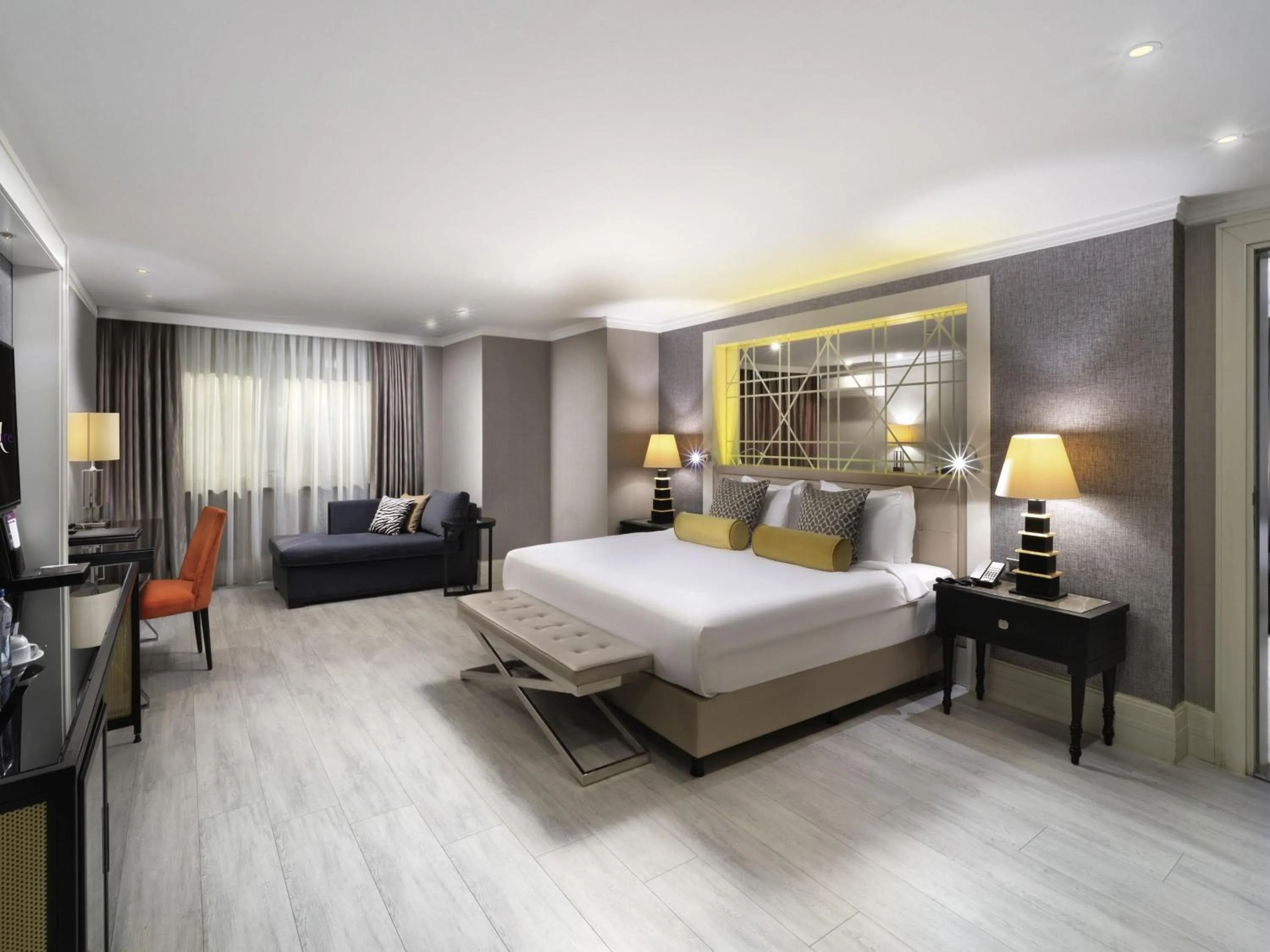 Bedroom, Bed in Mercure Istanbul Bomonti