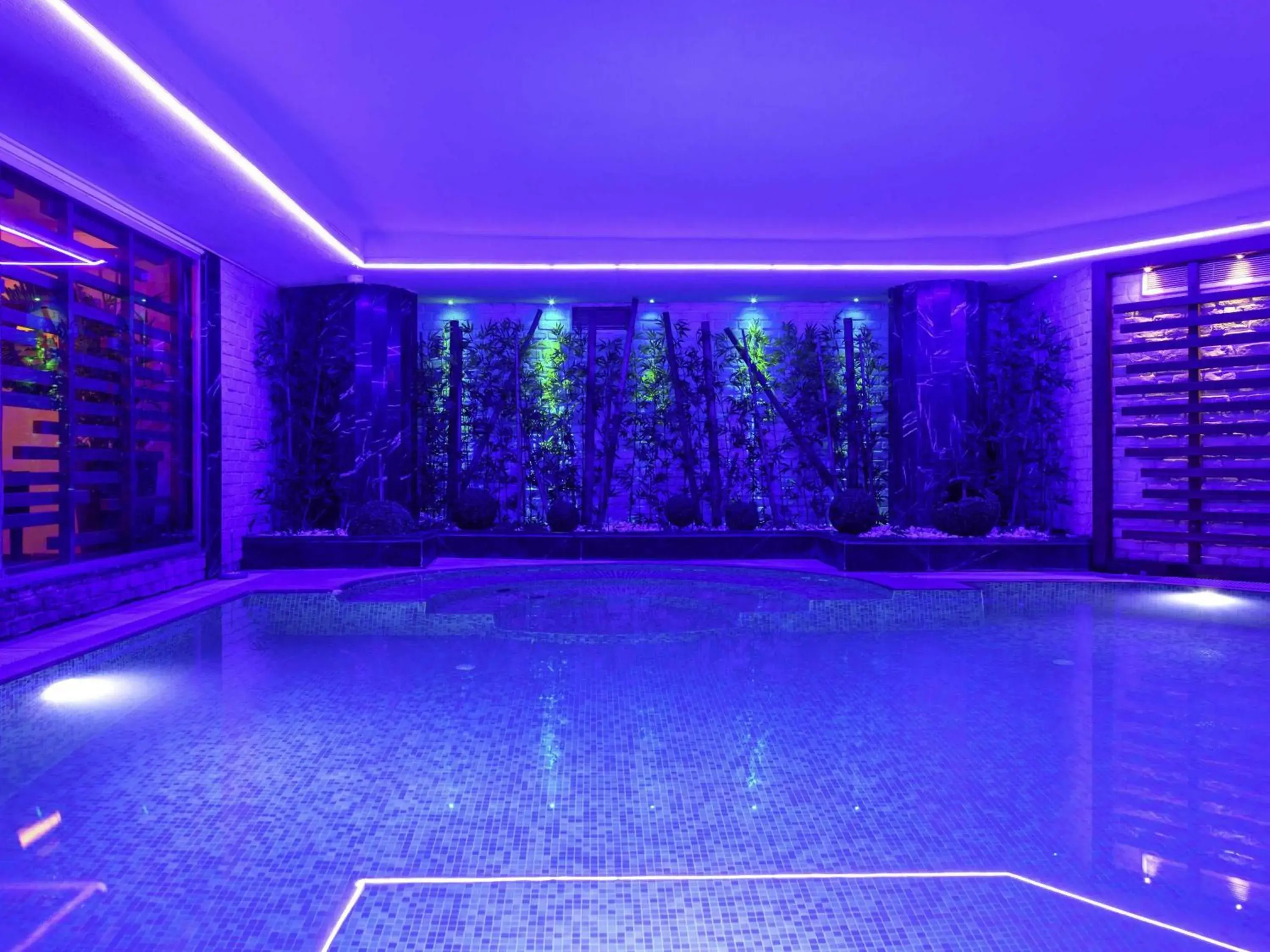 Property building in Mercure Istanbul Bomonti Property building in Mercure Istanbul Bomonti