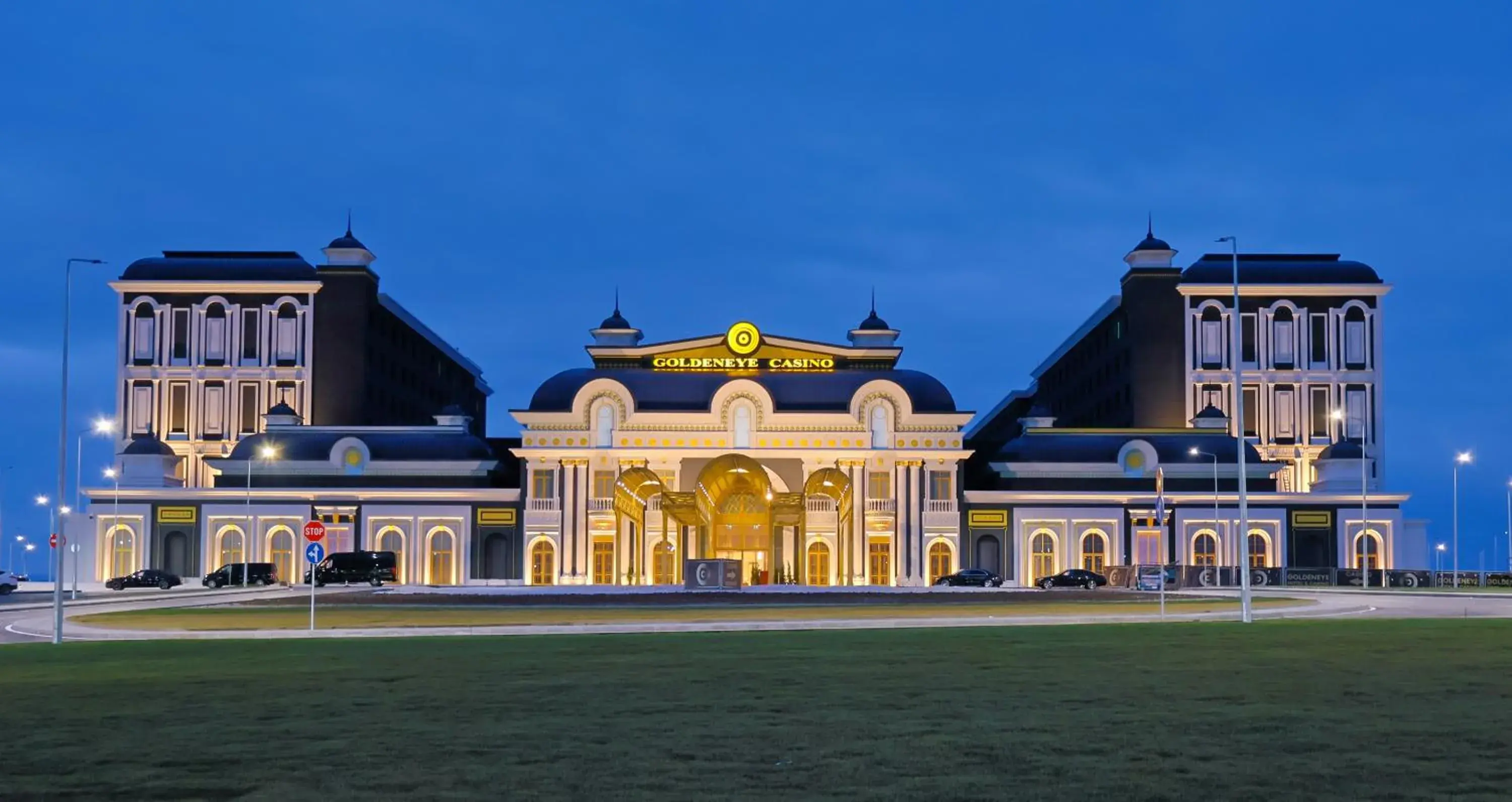 Property building in GoldenEye Hotel & Casino Property building in GoldenEye Hotel & Casino
