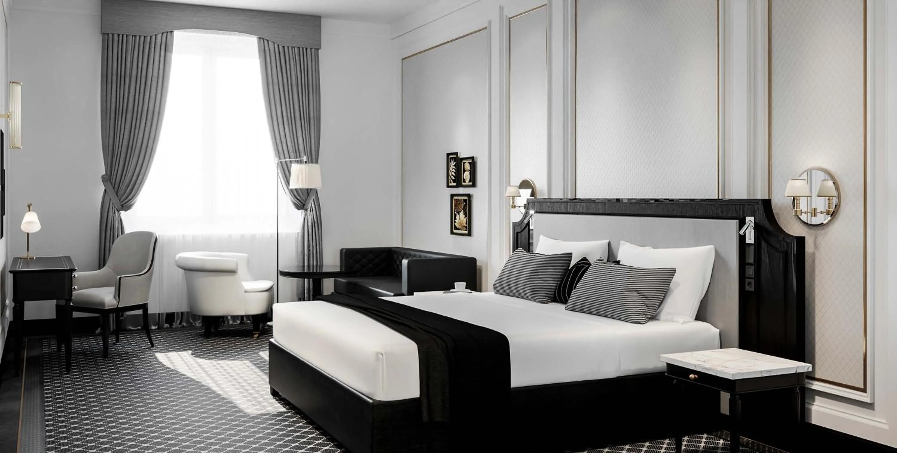 Bed in GoldenEye Hotel & Casino