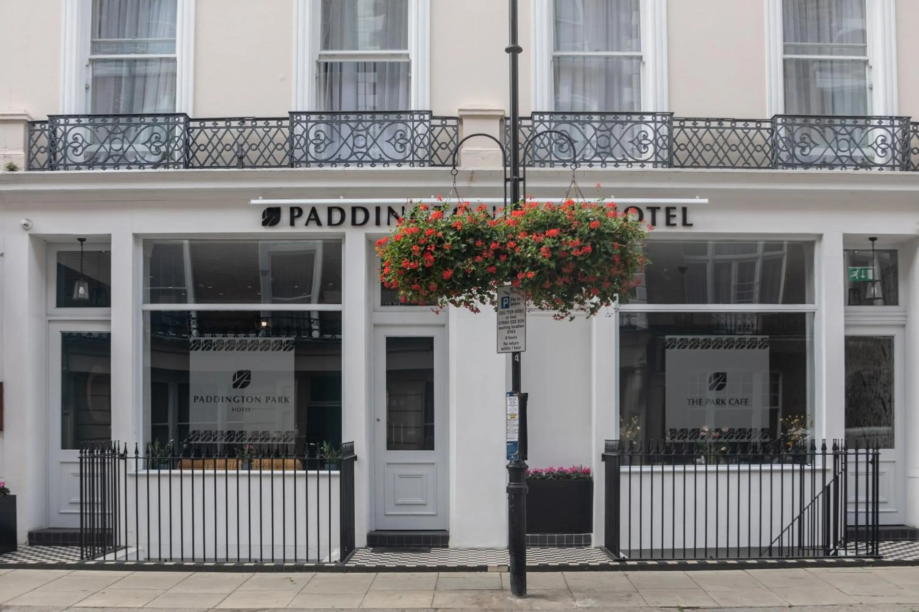 Property building in Paddington Park Hotel Property building in Paddington Park Hotel