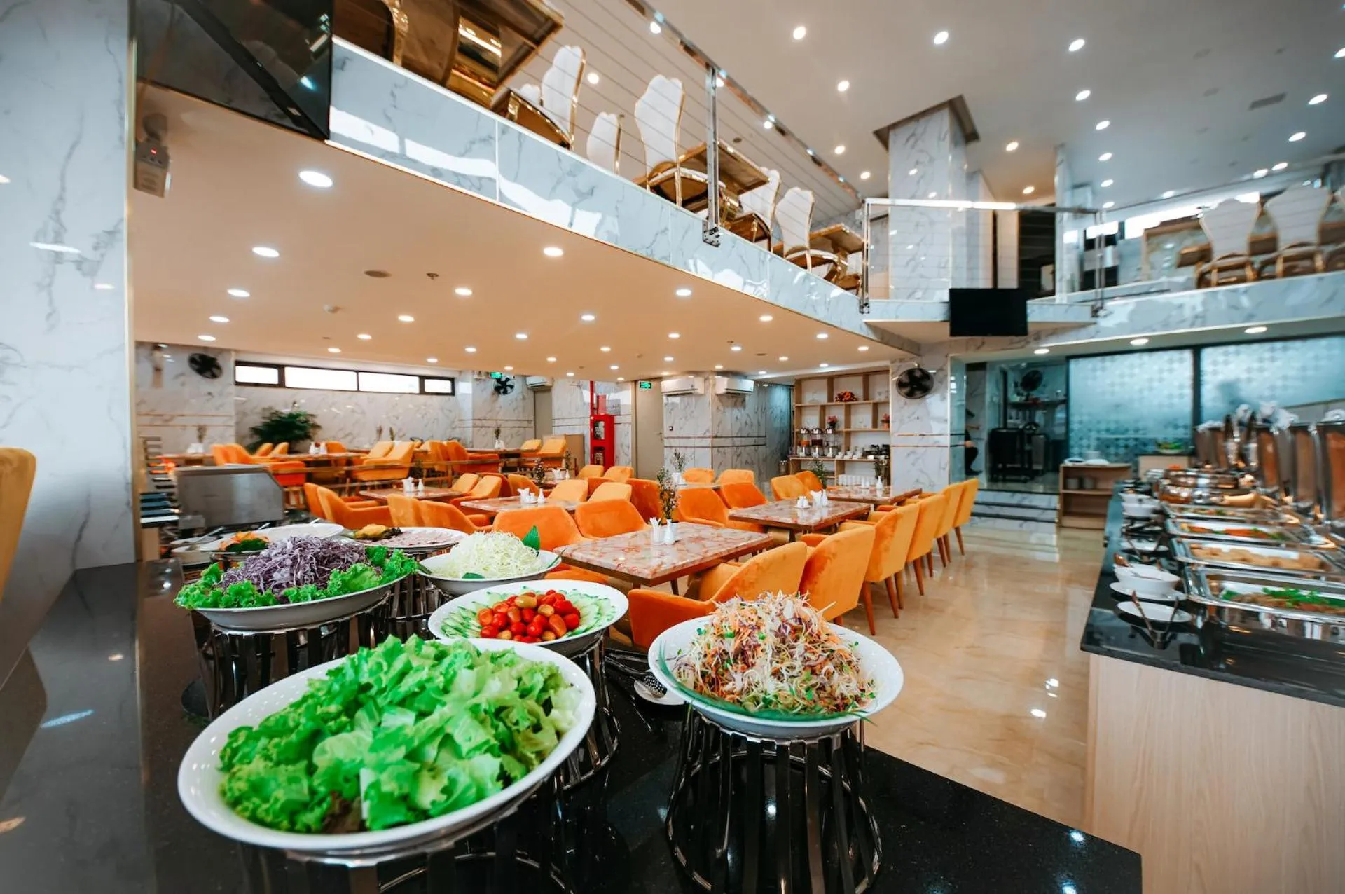 Restaurant/places to eat in Napoleon Nha Trang Hotel