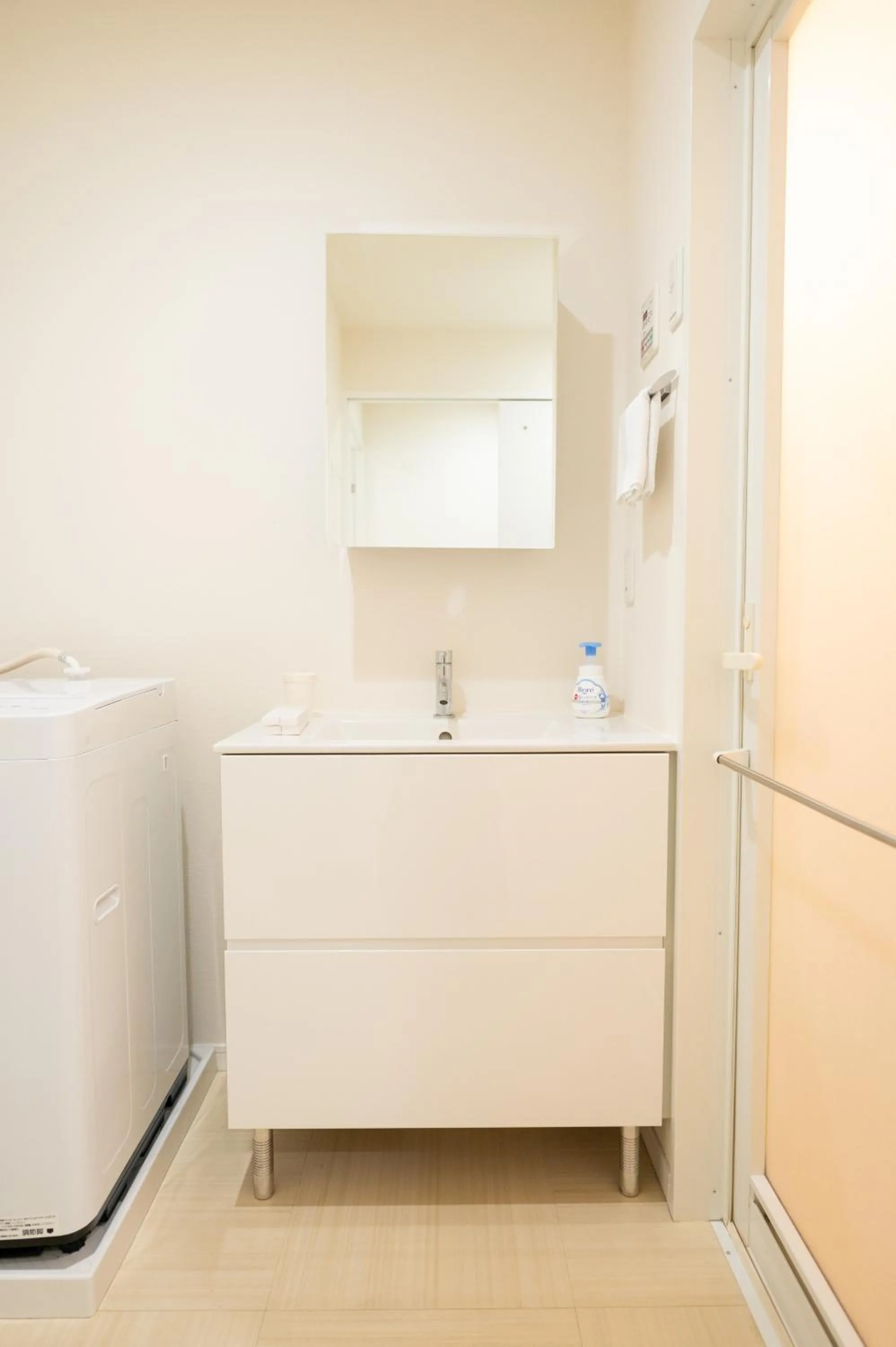 Bathroom in Base36