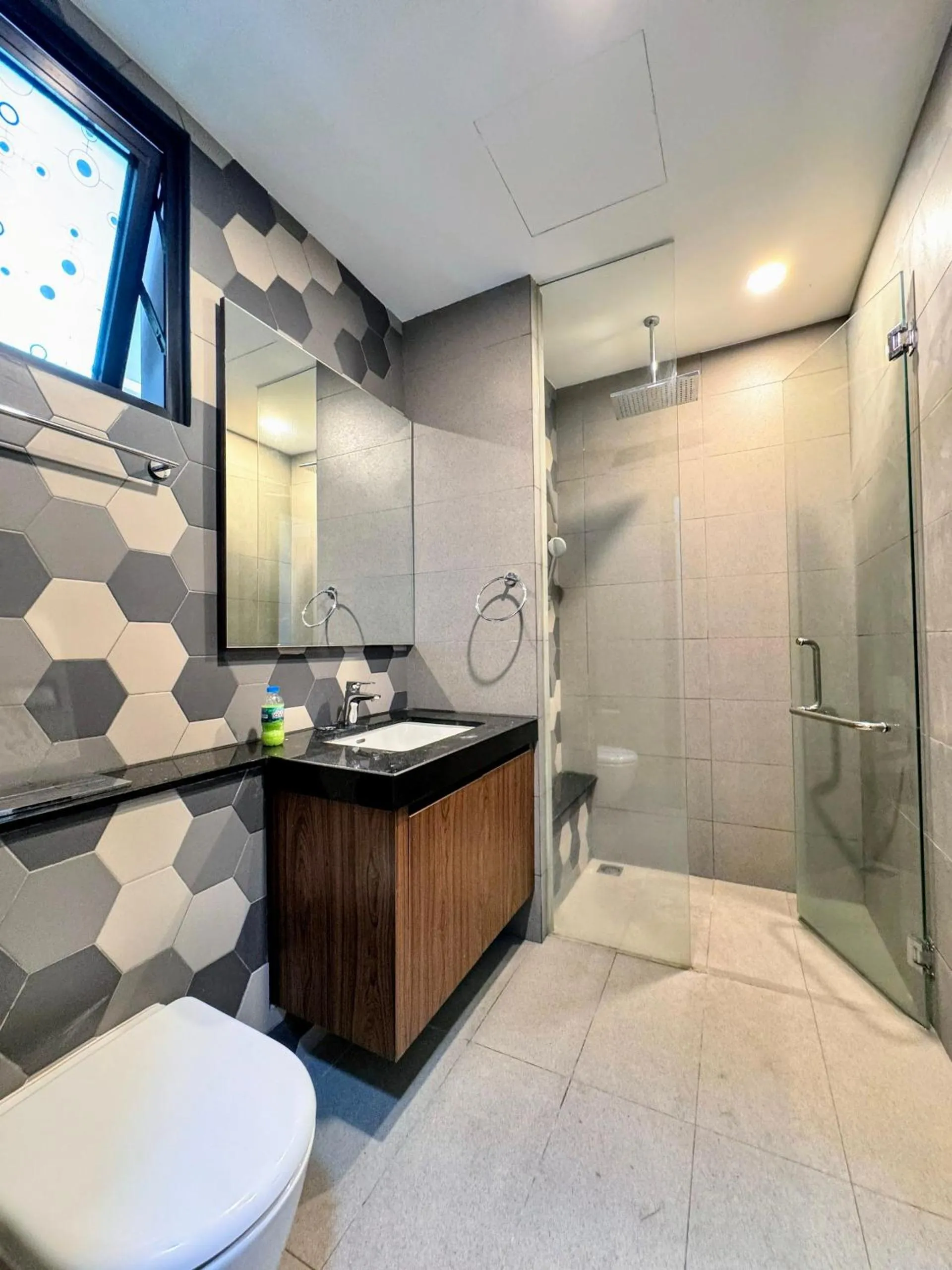 Homie's Dedge Thao Dien Luxury Apartment