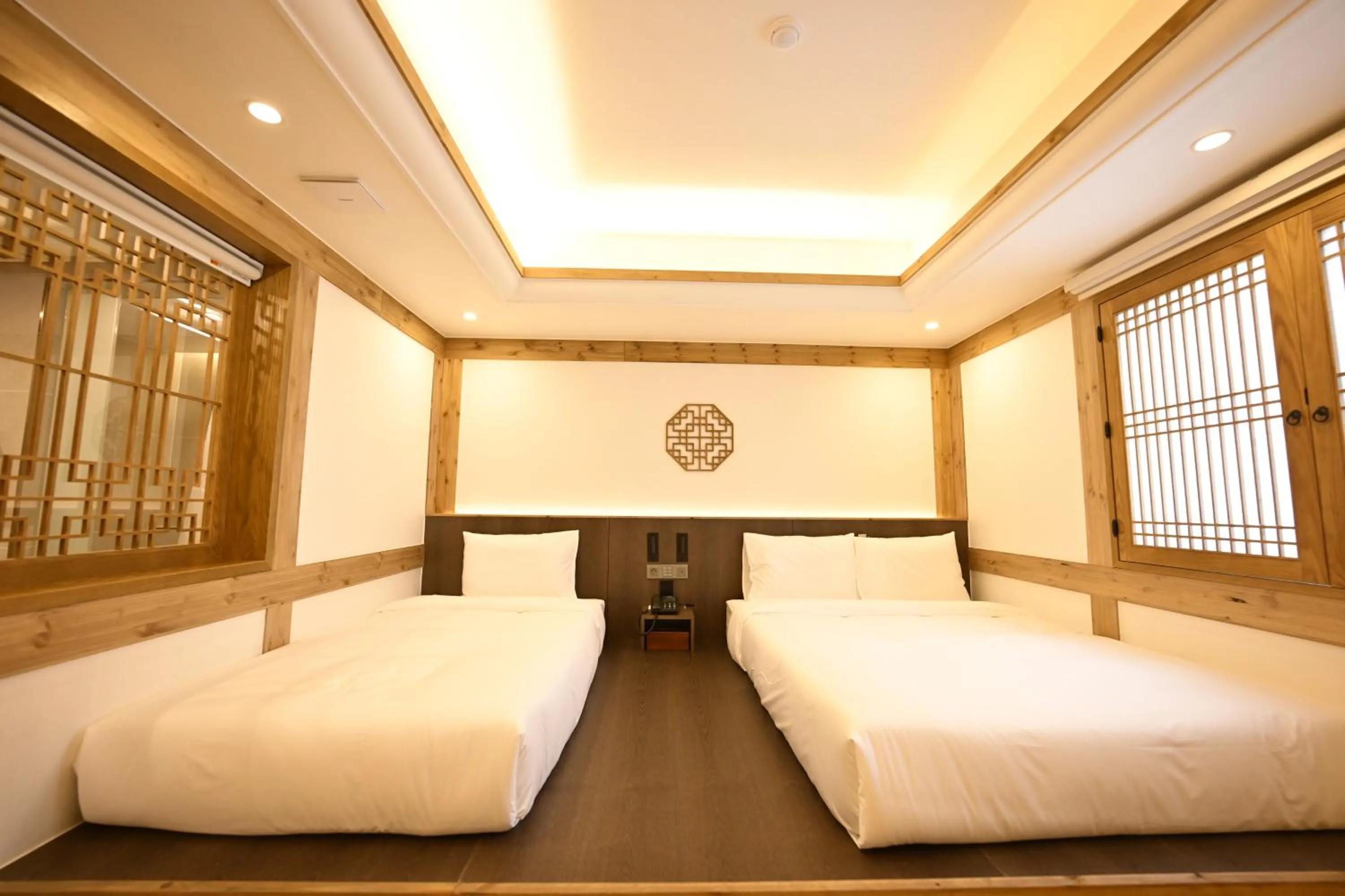 Bed in Hanok Hotel DAAM Seoul