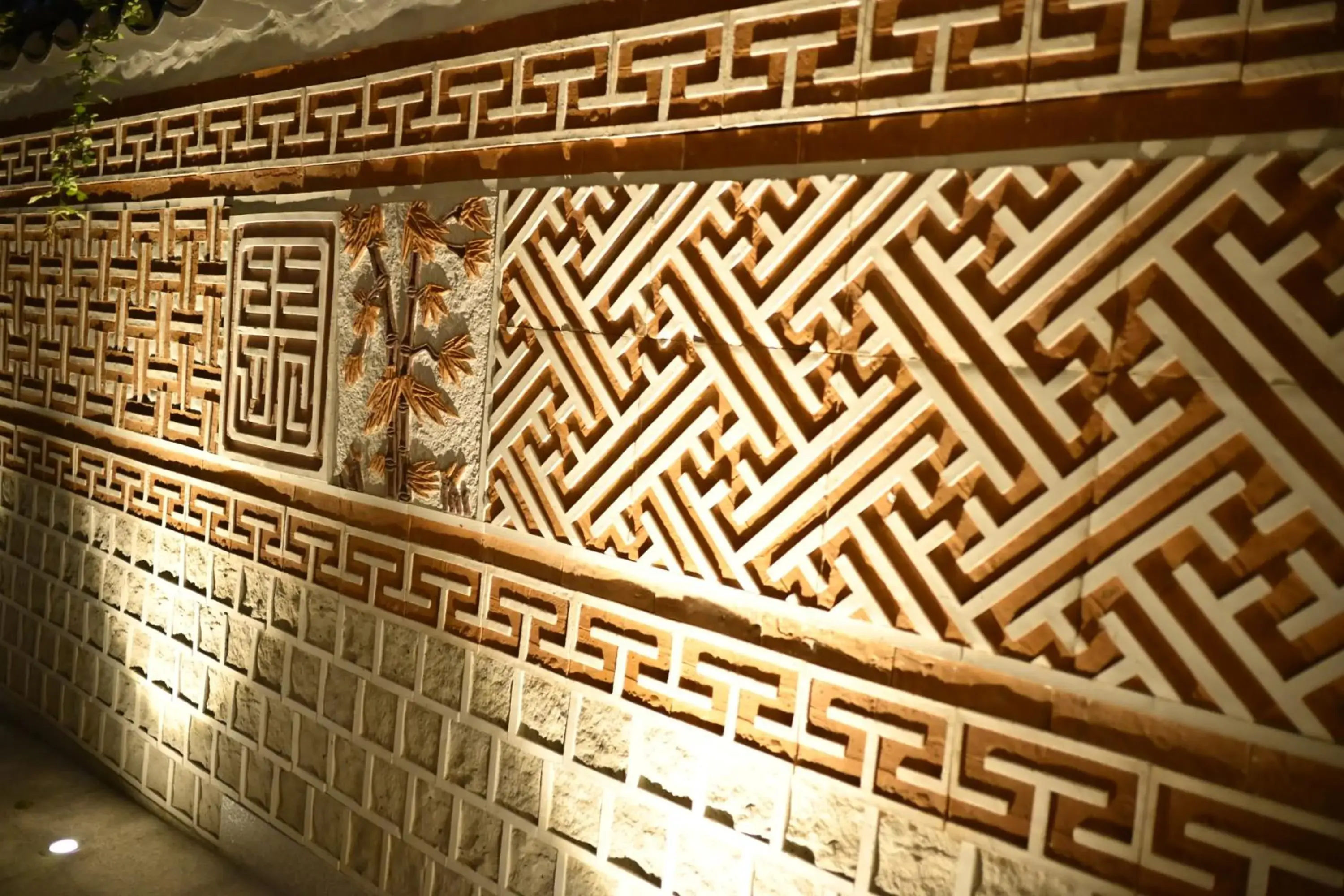 Property building in Hanok Hotel DAAM Seoul Property building in Hanok Hotel DAAM Seoul