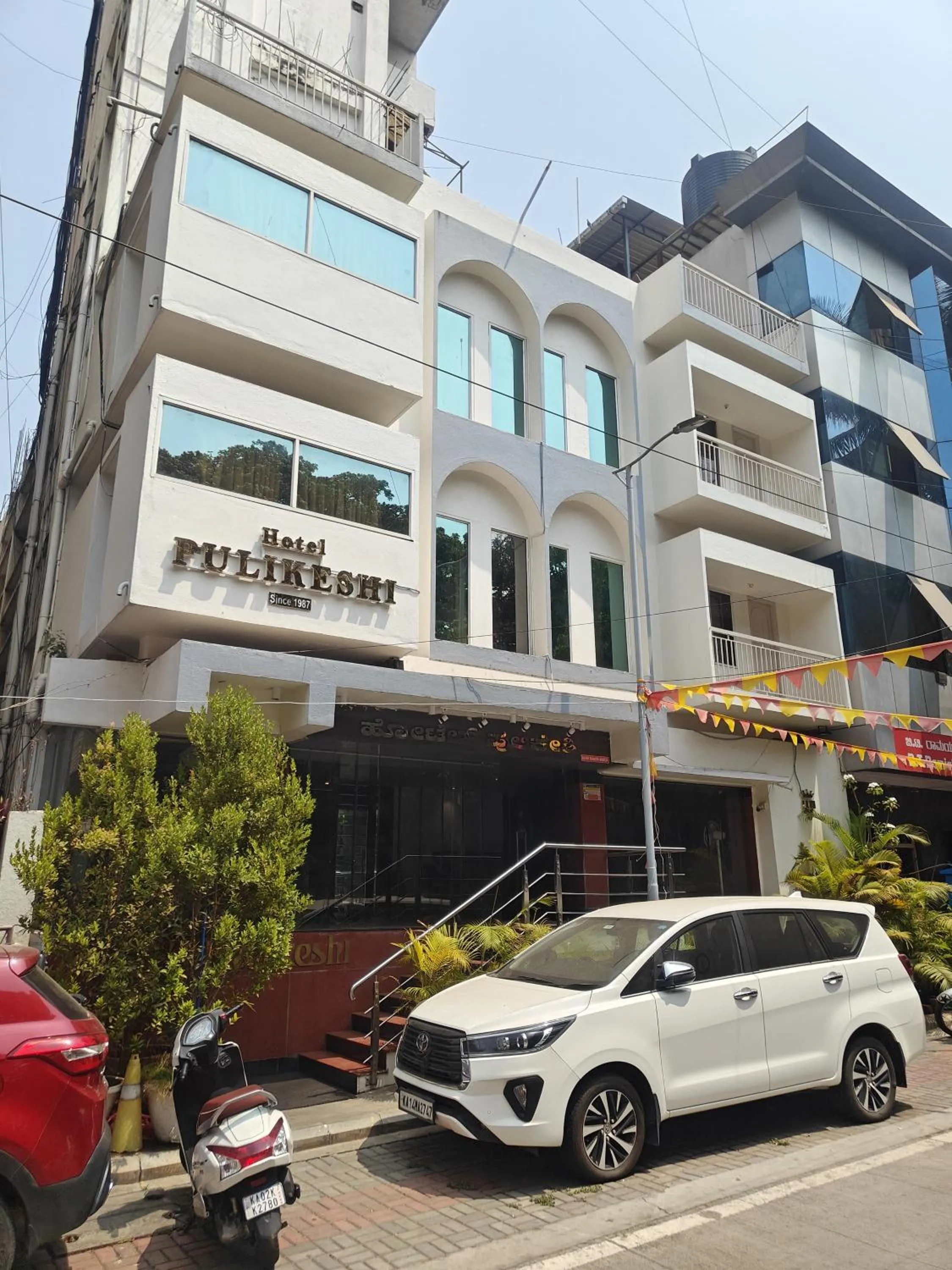 Hotel Pulikeshi