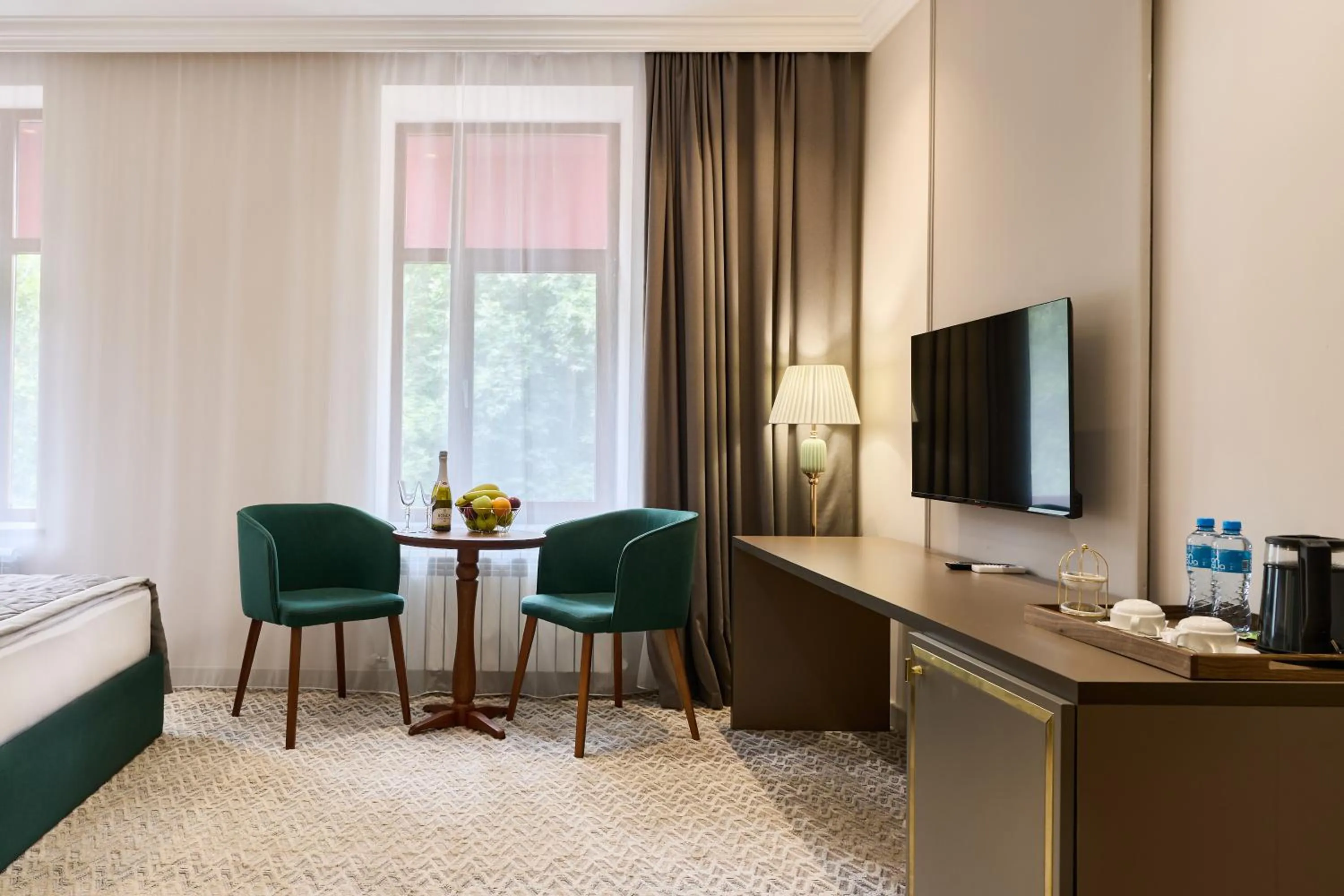 Maestro Address Hotel