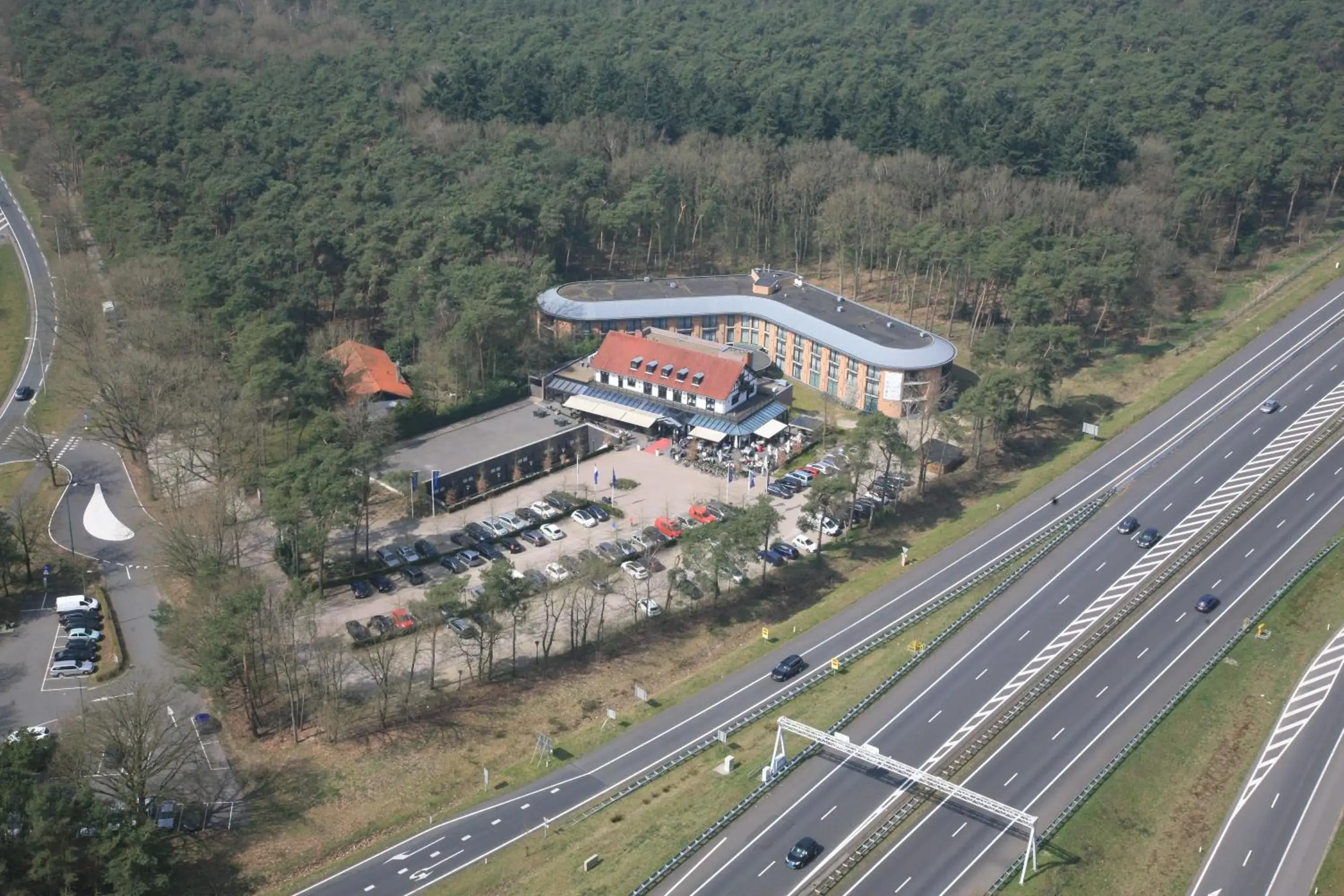 Property building in Fletcher Hotel-Restaurant Jagershorst-Eindhoven Property building in Fletcher Hotel-Restaurant Jagershorst-Eindhoven