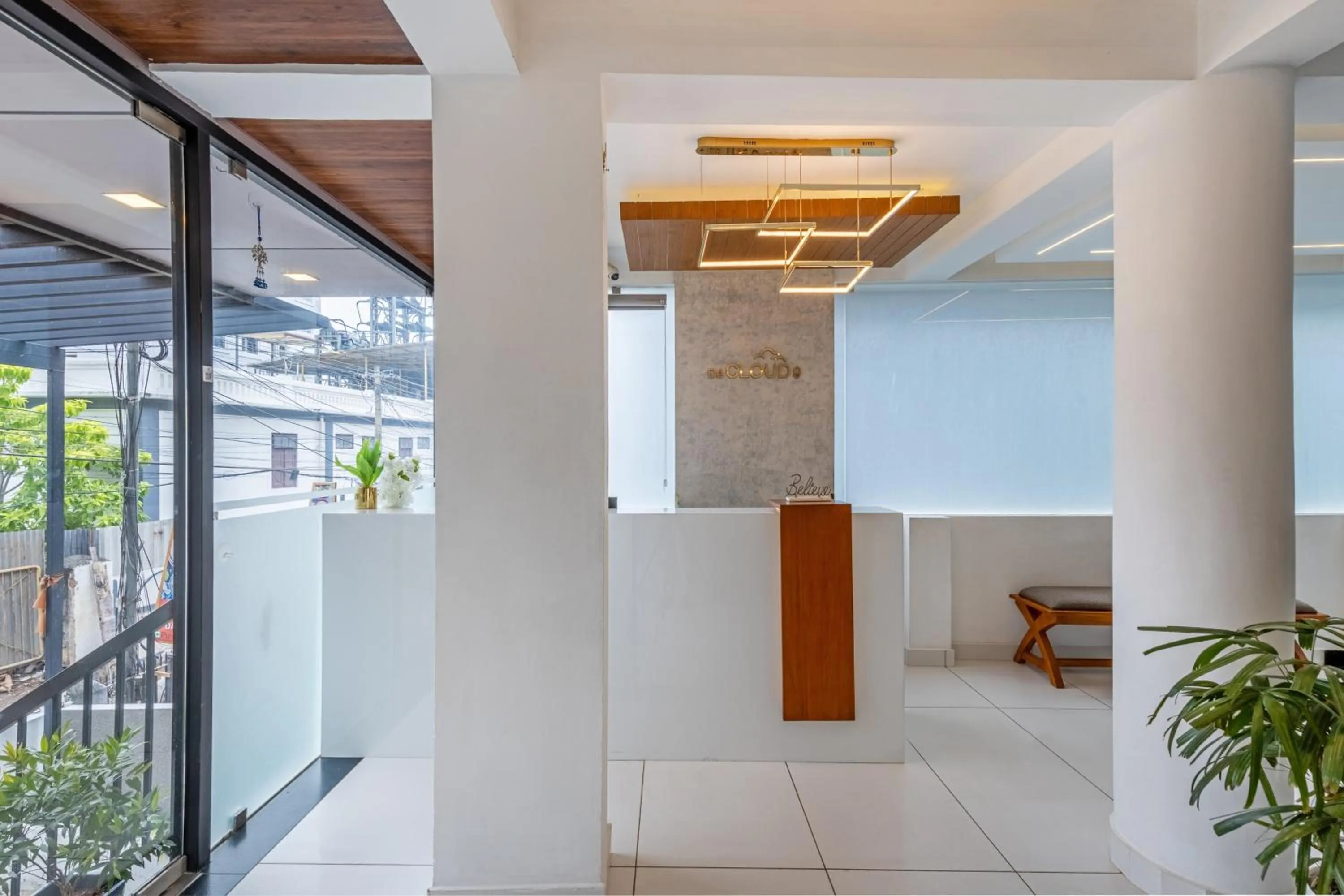 Lobby or reception in Treebo De Cloud 9 Regency