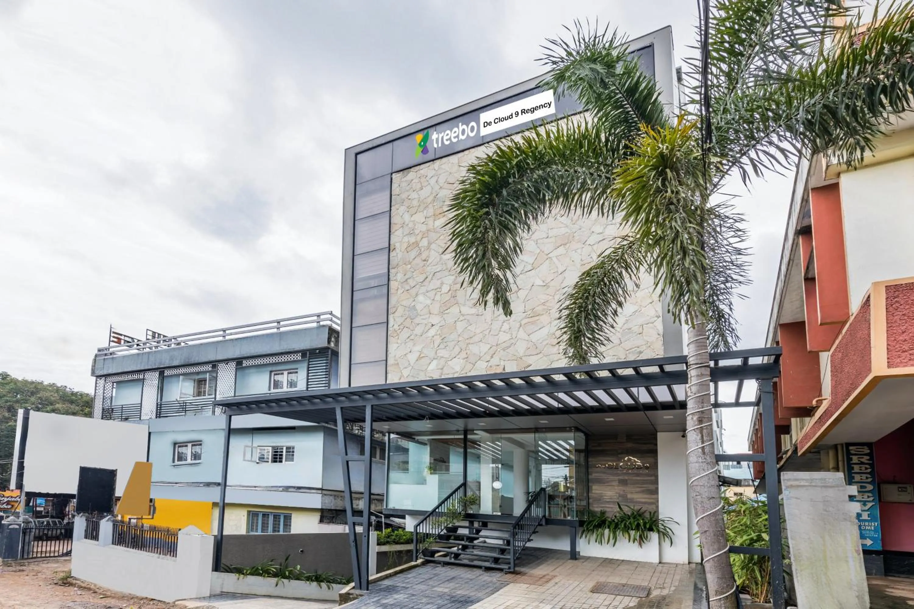 Property building in Treebo De Cloud 9 Regency