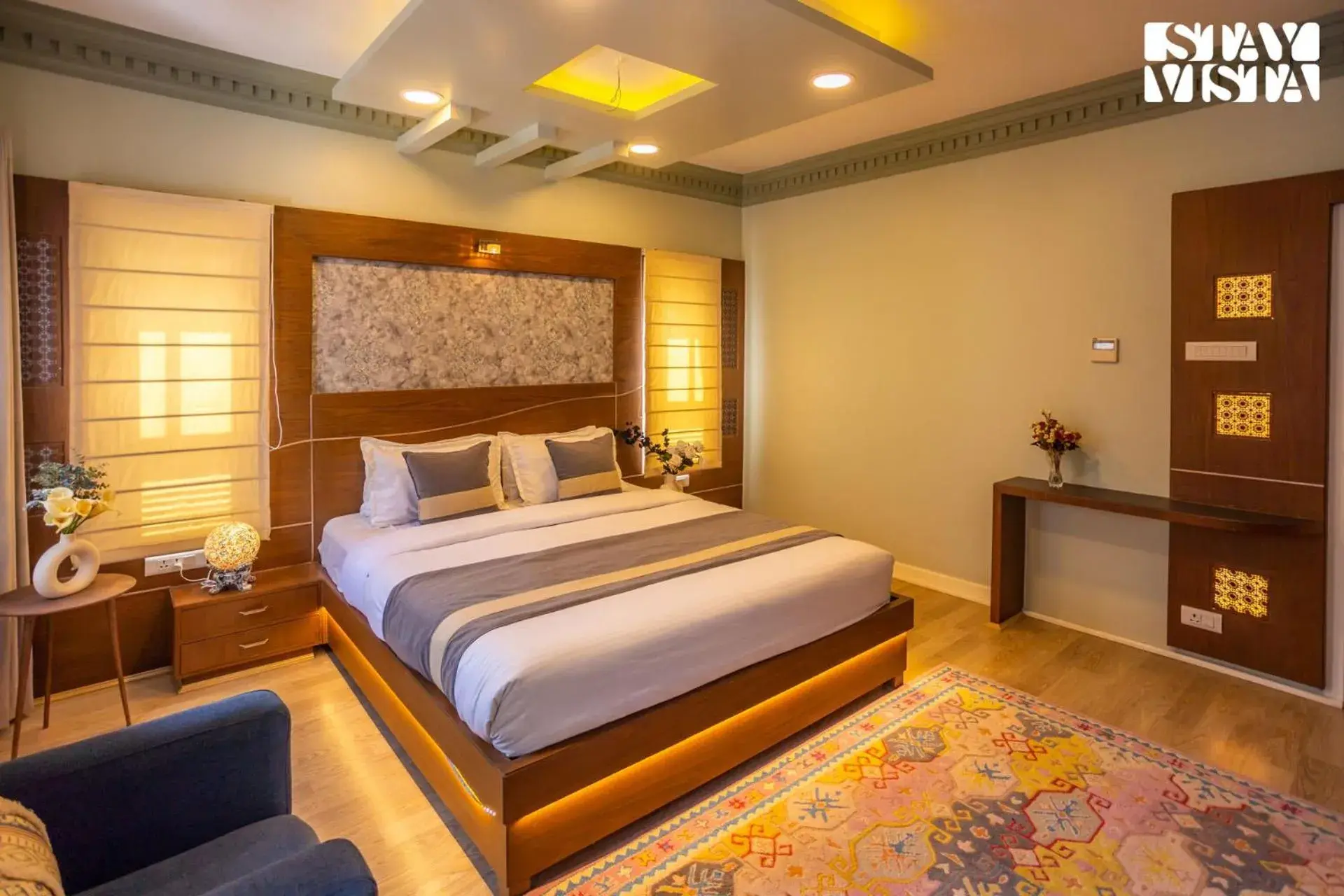 Bedroom, Bed in StayVista at Midsummer Moon - Mountain View with Courtyard Bedroom, Bed in StayVista at Midsummer Moon - Mountain View with Courtyard