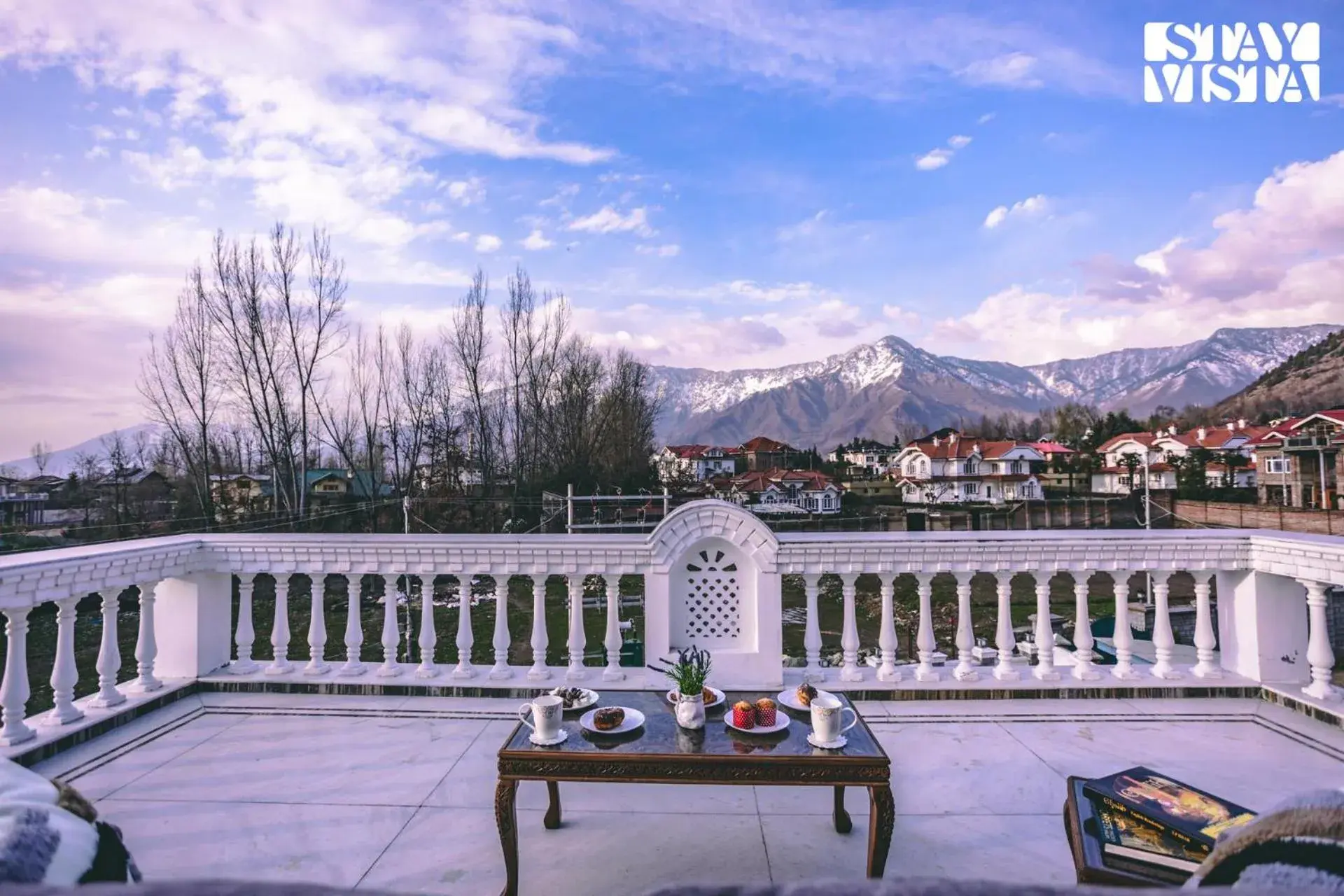 Balcony/Terrace in StayVista at Midsummer Moon - Mountain View with Courtyard Balcony/Terrace in StayVista at Midsummer Moon - Mountain View with Courtyard