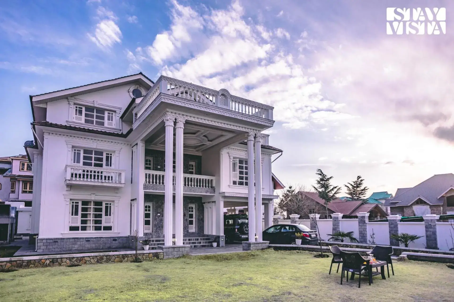 Property building in StayVista at Midsummer Moon - Mountain View with Courtyard Property building in StayVista at Midsummer Moon - Mountain View with Courtyard