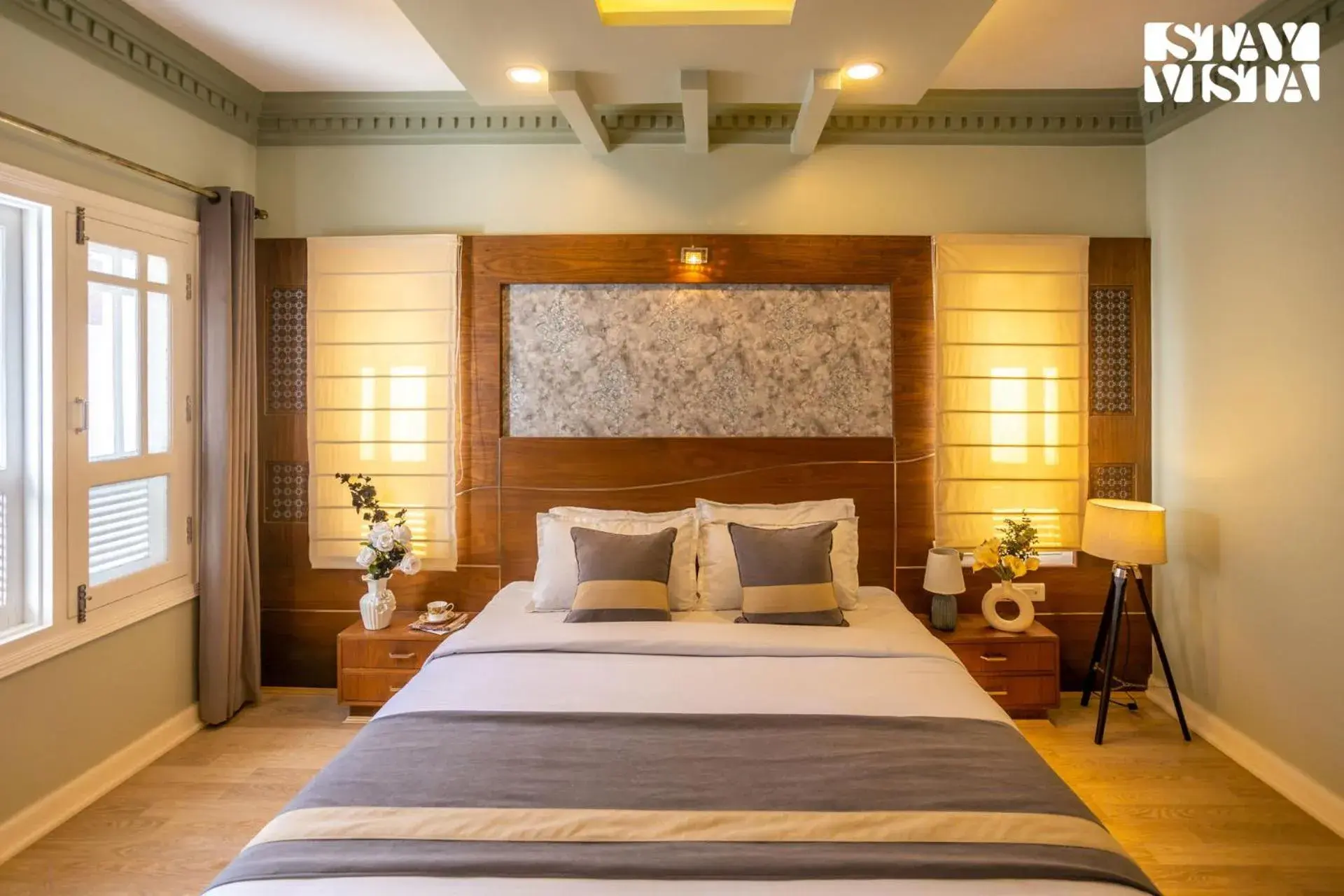 Bedroom, Bed in StayVista at Midsummer Moon - Mountain View with Courtyard Bedroom, Bed in StayVista at Midsummer Moon - Mountain View with Courtyard