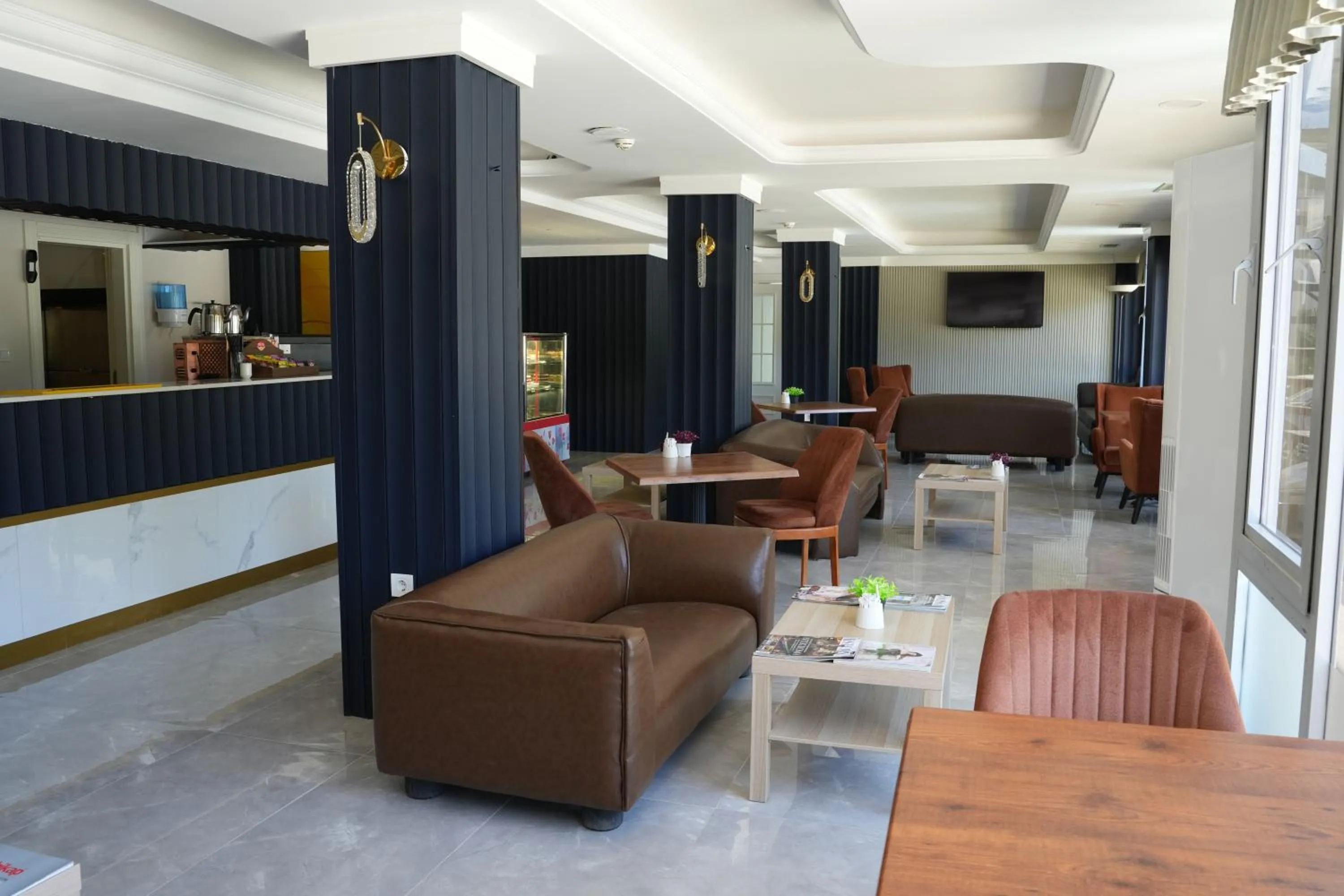 Ada Newday Resort Hotel