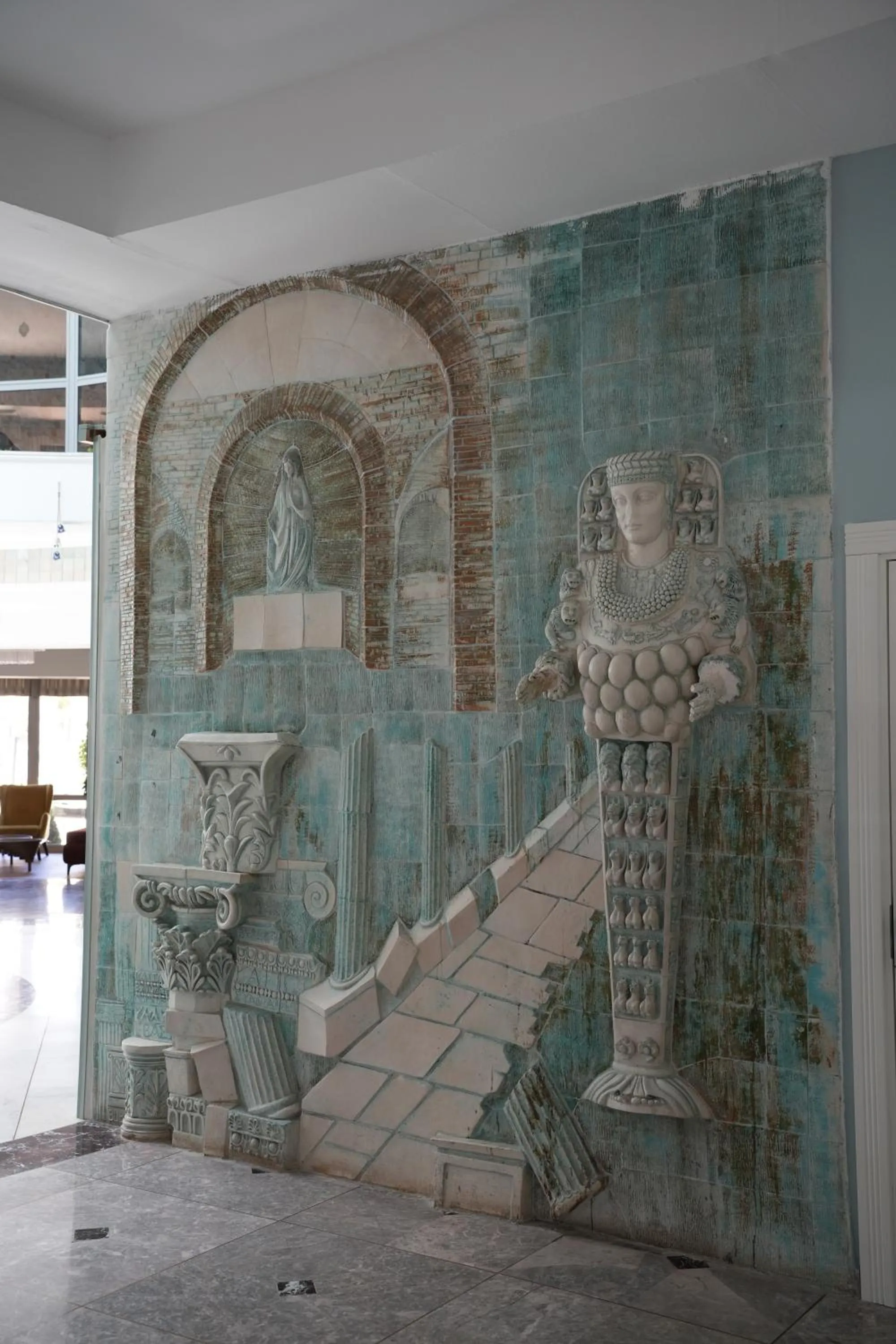 Ada Newday Resort Hotel