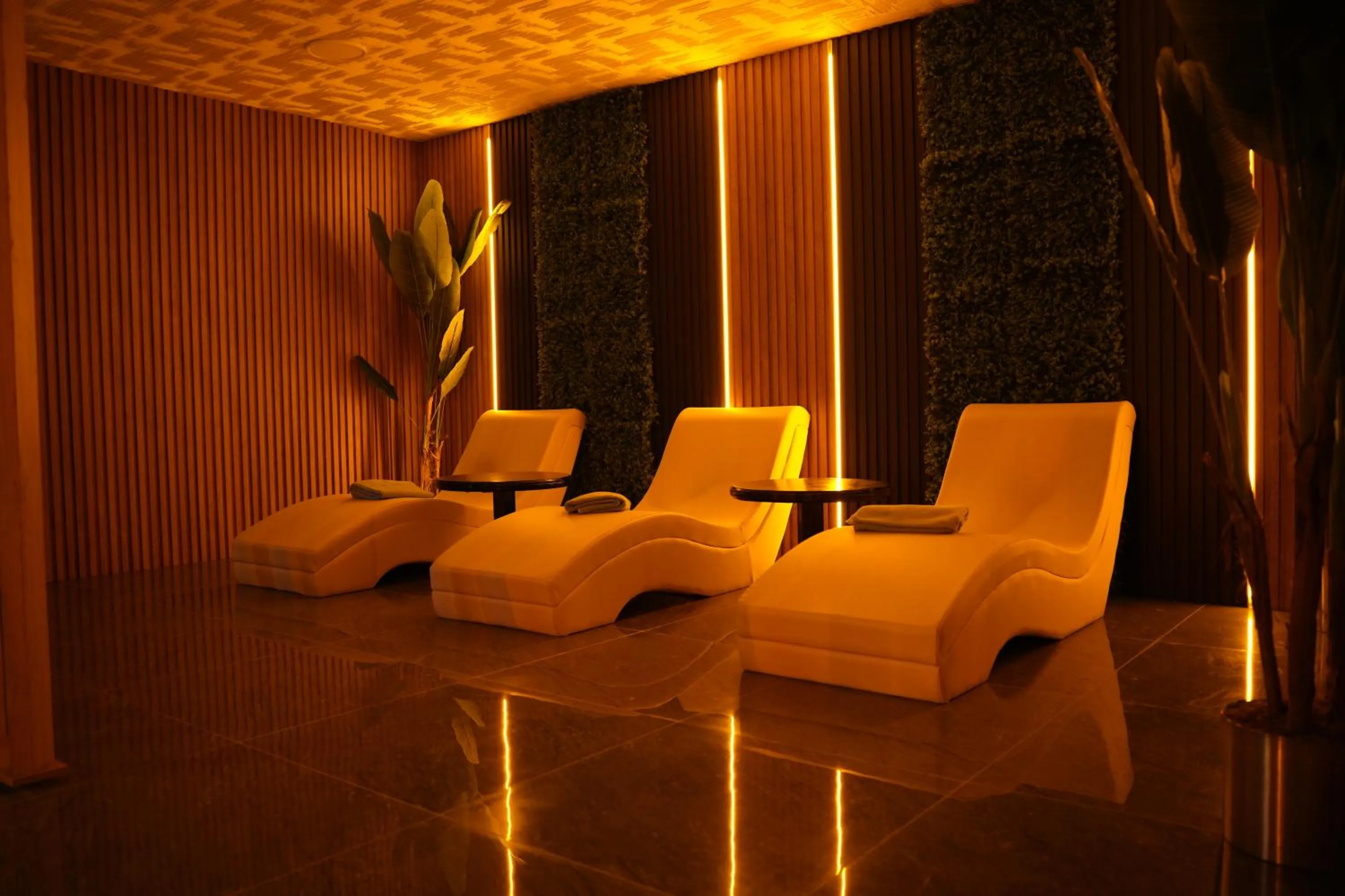 Ada Newday Resort Hotel