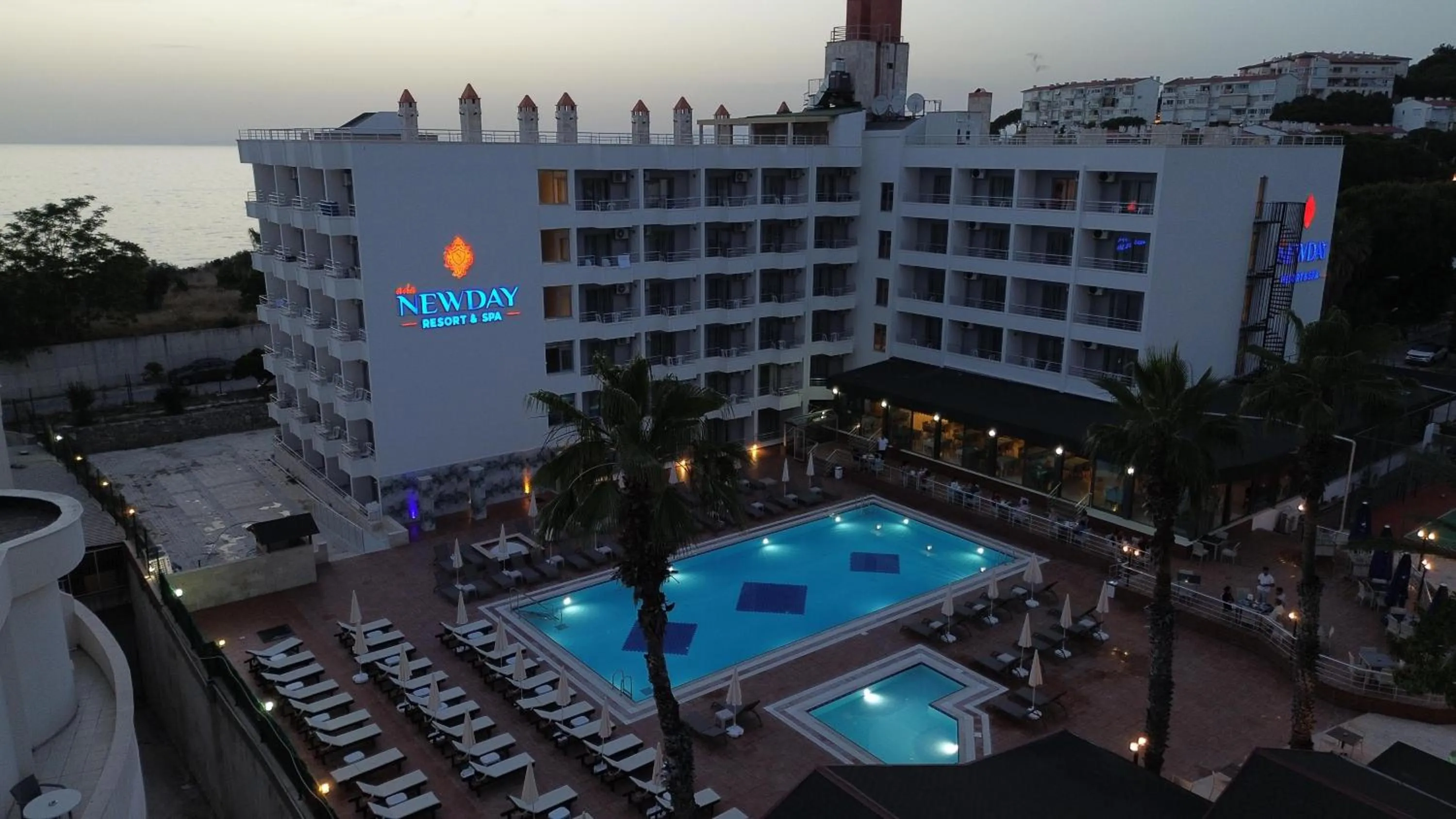Swimming pool in Ada Newday Resort Hotel