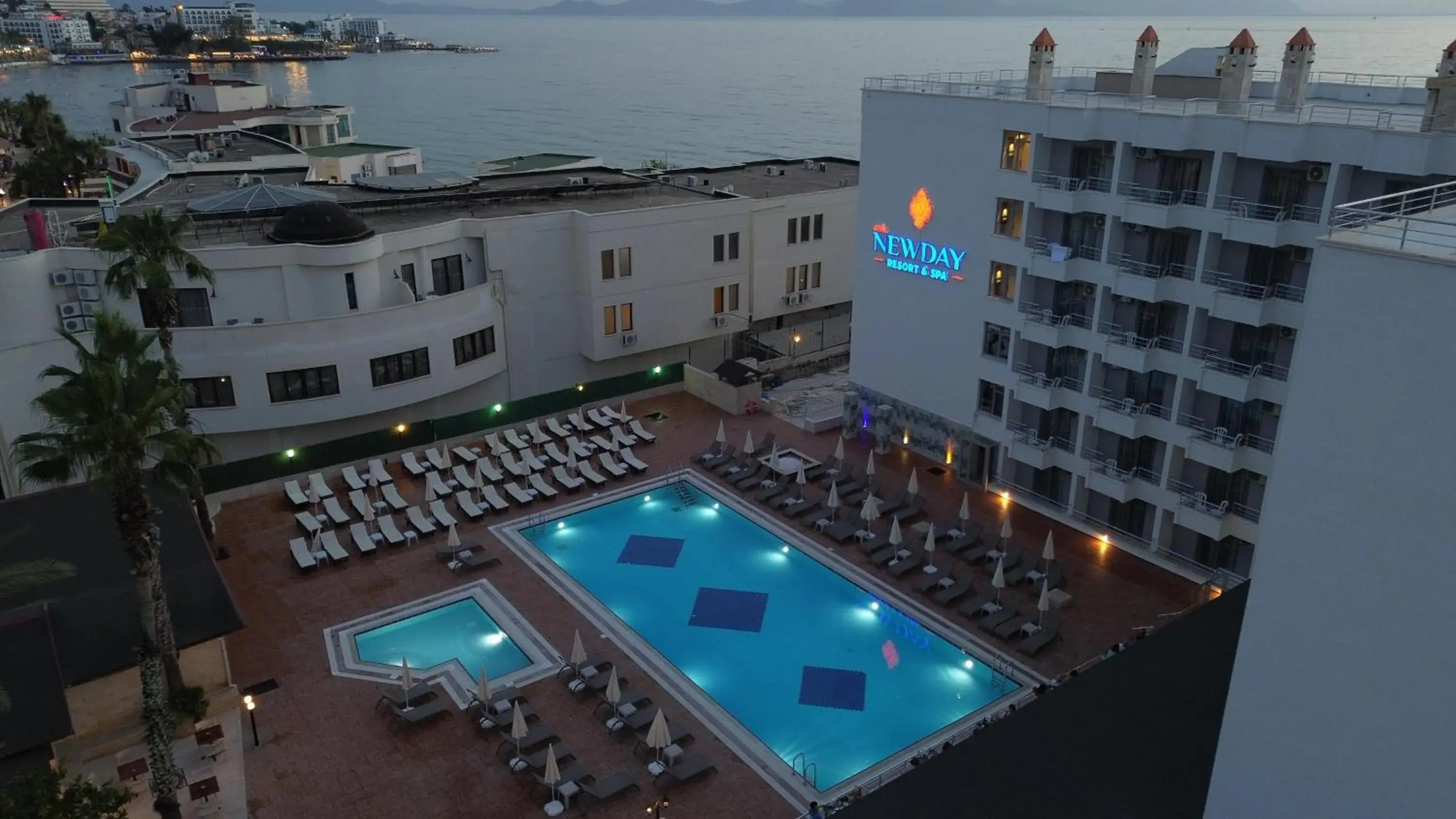 Swimming pool in Ada Newday Resort Hotel Swimming pool in Ada Newday Resort Hotel