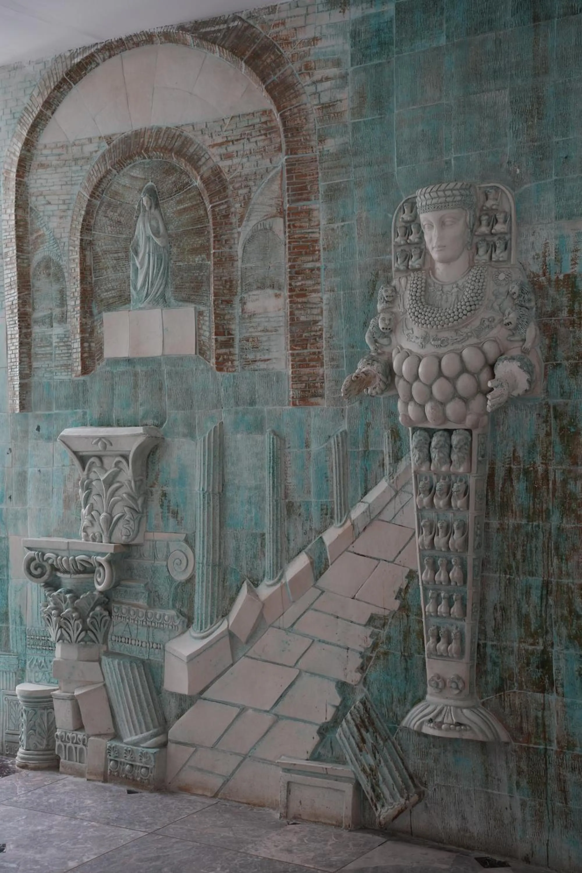 Ada Newday Resort Hotel