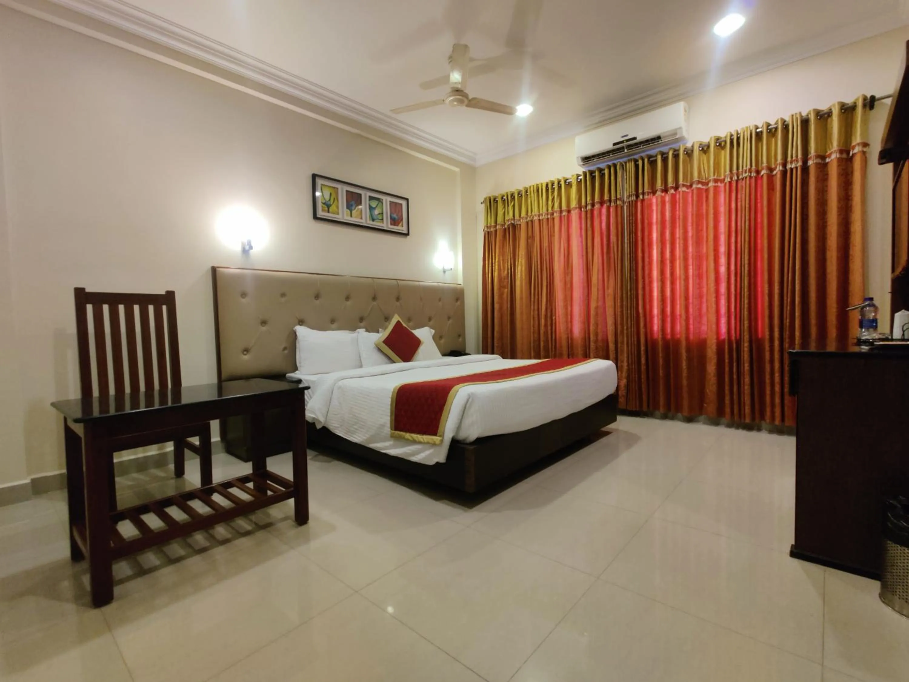 Bed in HOTEL SAHANA CASTLE