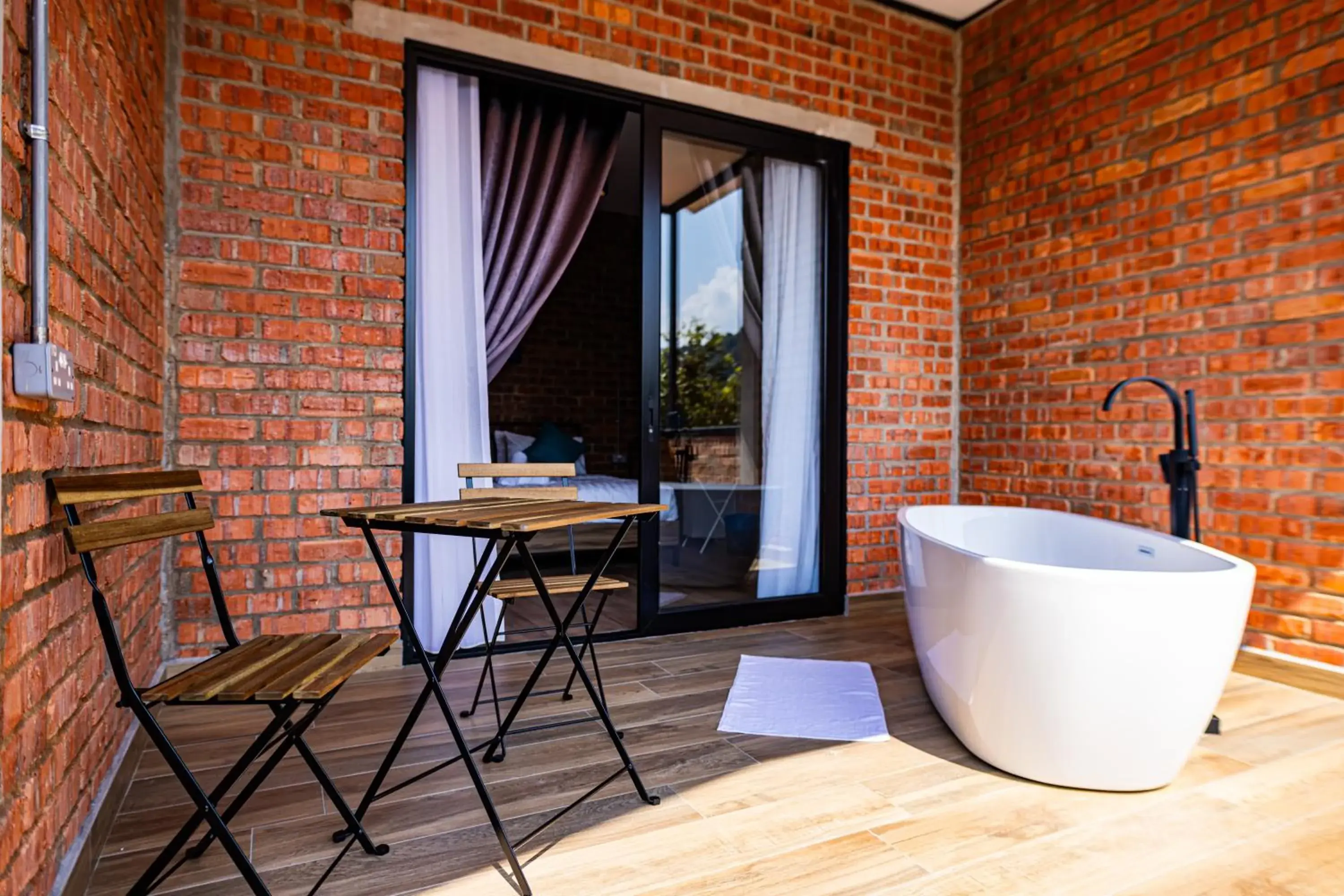 Superior King Room in Sebayu Retreat Gopeng Superior King Room in Sebayu Retreat Gopeng