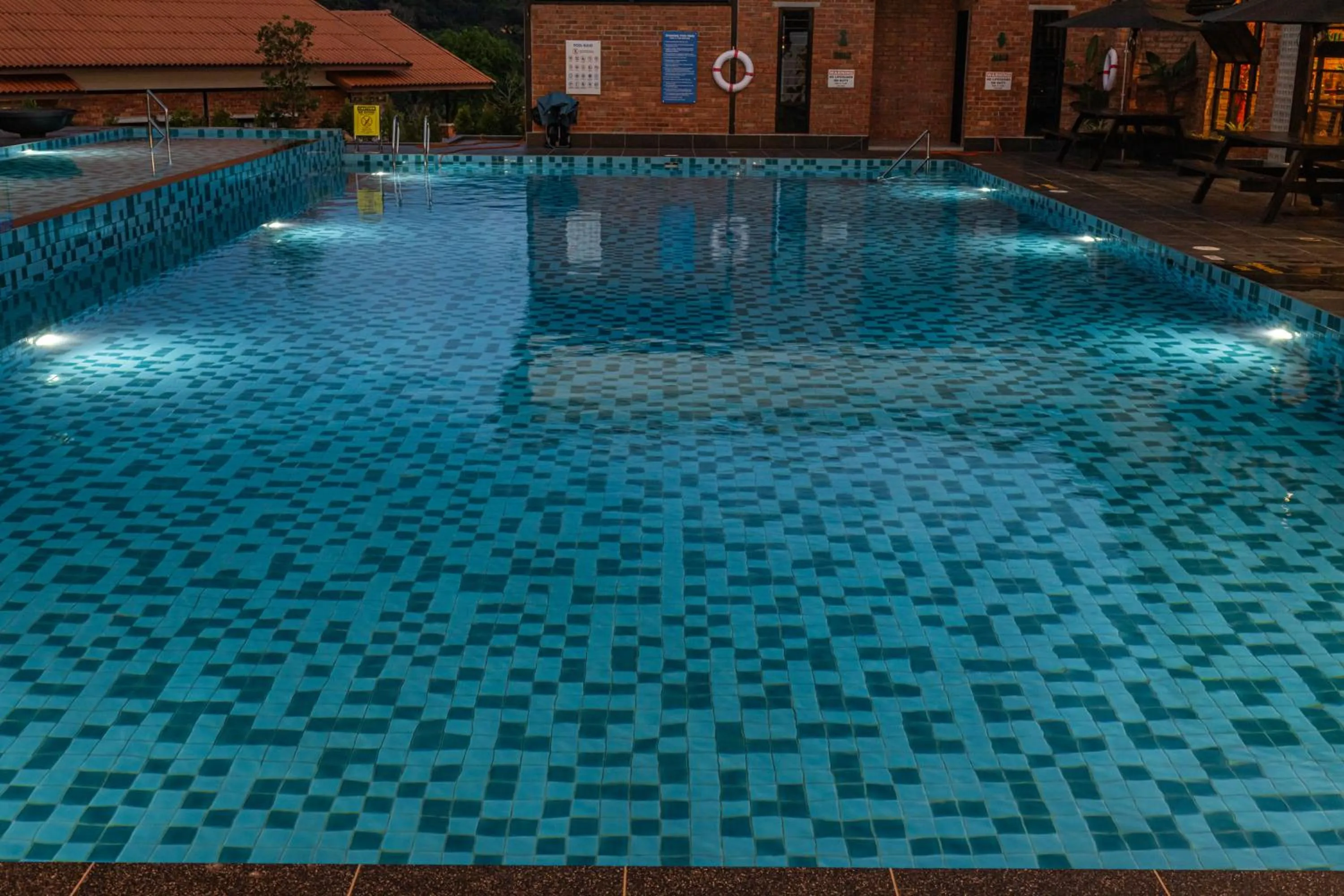 Swimming pool in Sebayu Retreat Gopeng
