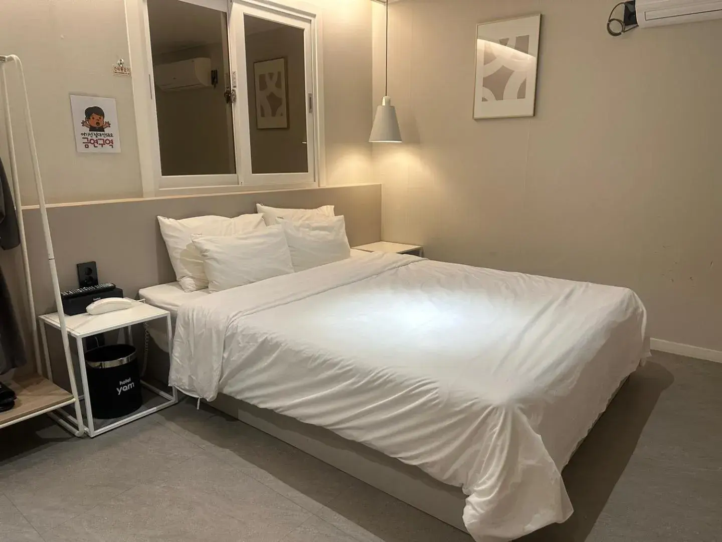 Bed in Hotel Yam Bed in Hotel Yam