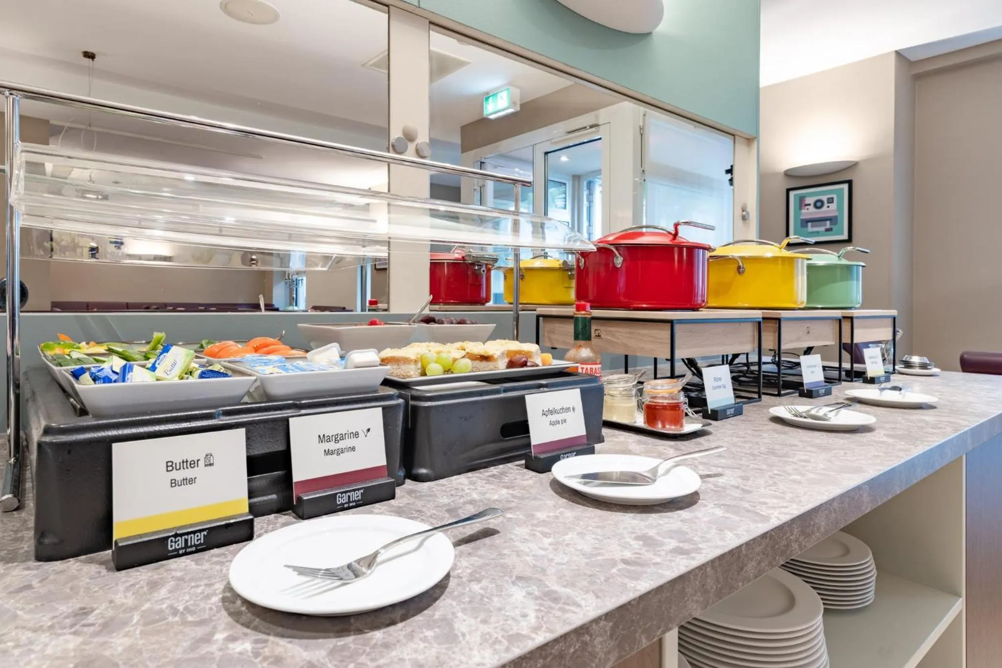 Breakfast in Garner Hotel Post Aschaffenburg by IHG