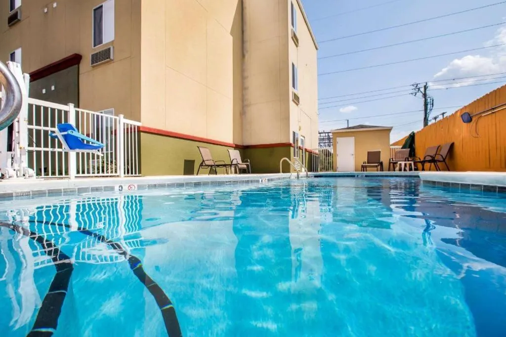 Econo Lodge Valdosta Mall Area