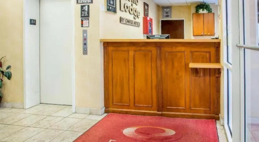 Econo Lodge Valdosta Mall Area