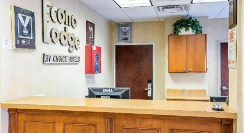 Econo Lodge Valdosta Mall Area