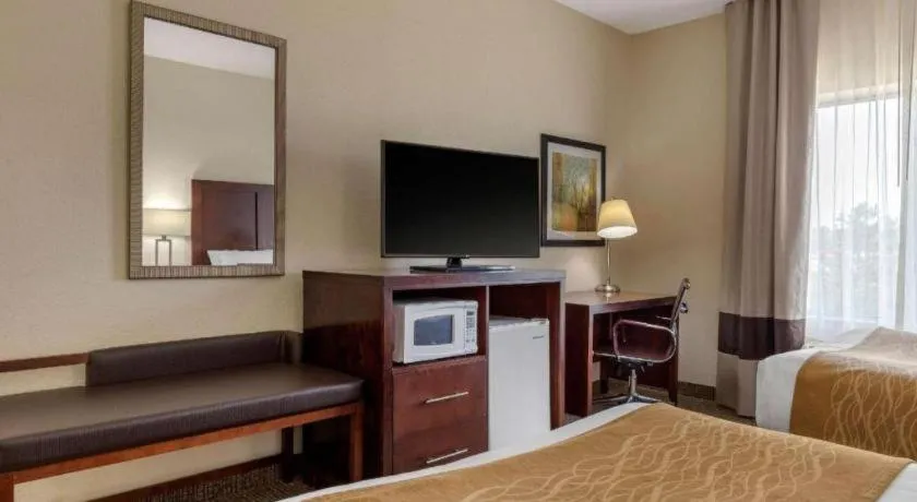 Bed in Comfort Inn & Suites