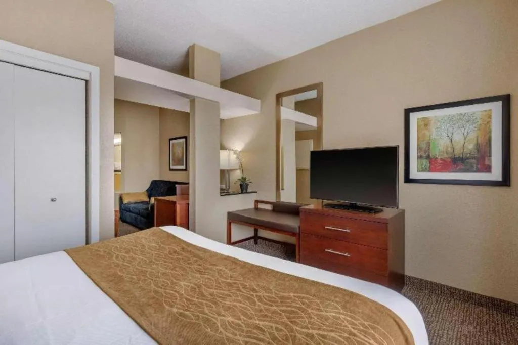 Bed in Comfort Inn & Suites