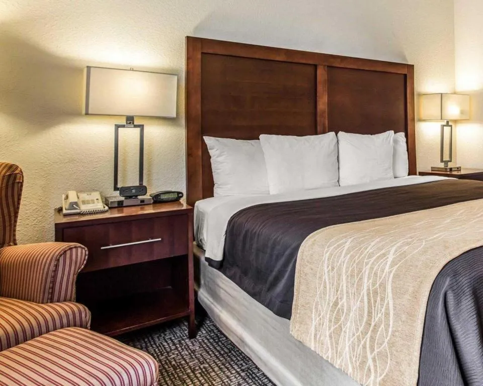 Bed in Comfort Inn & Suites