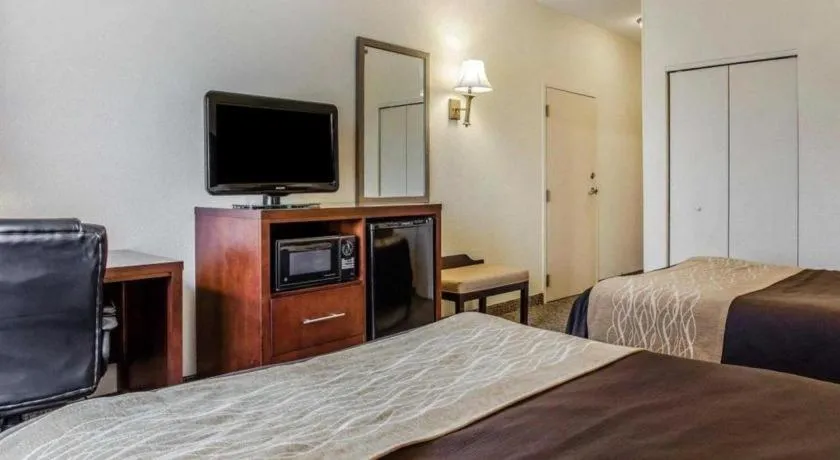 Bed in Comfort Inn & Suites