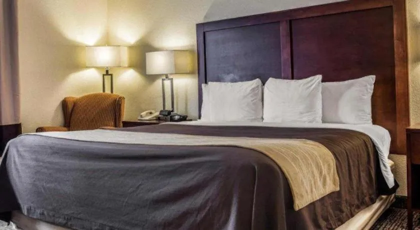 Bed in Comfort Inn & Suites