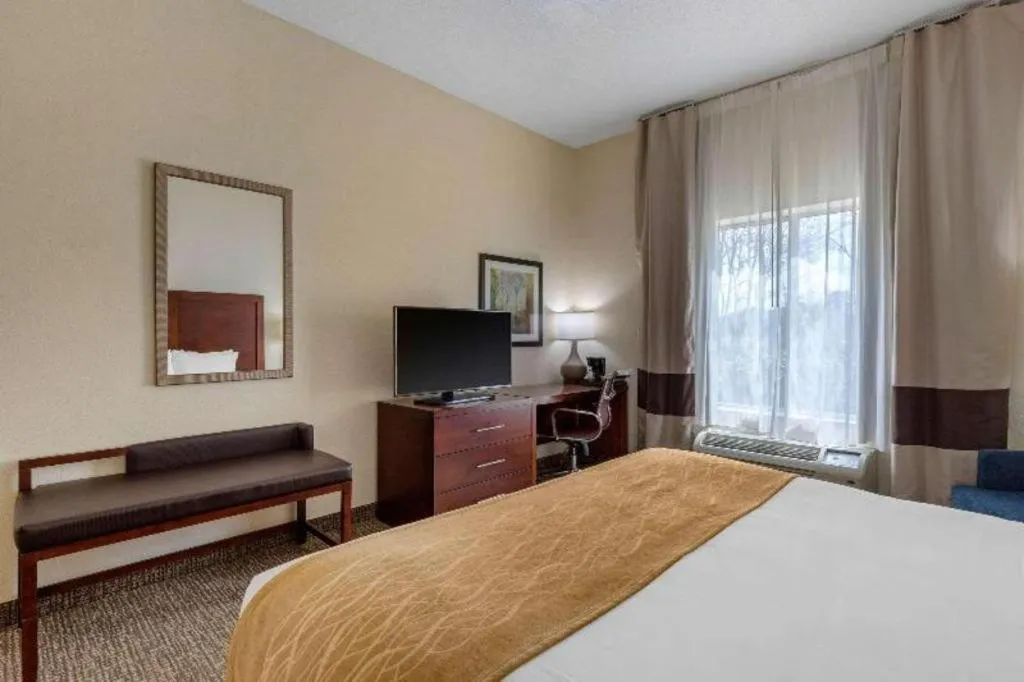 Bed in Comfort Inn & Suites