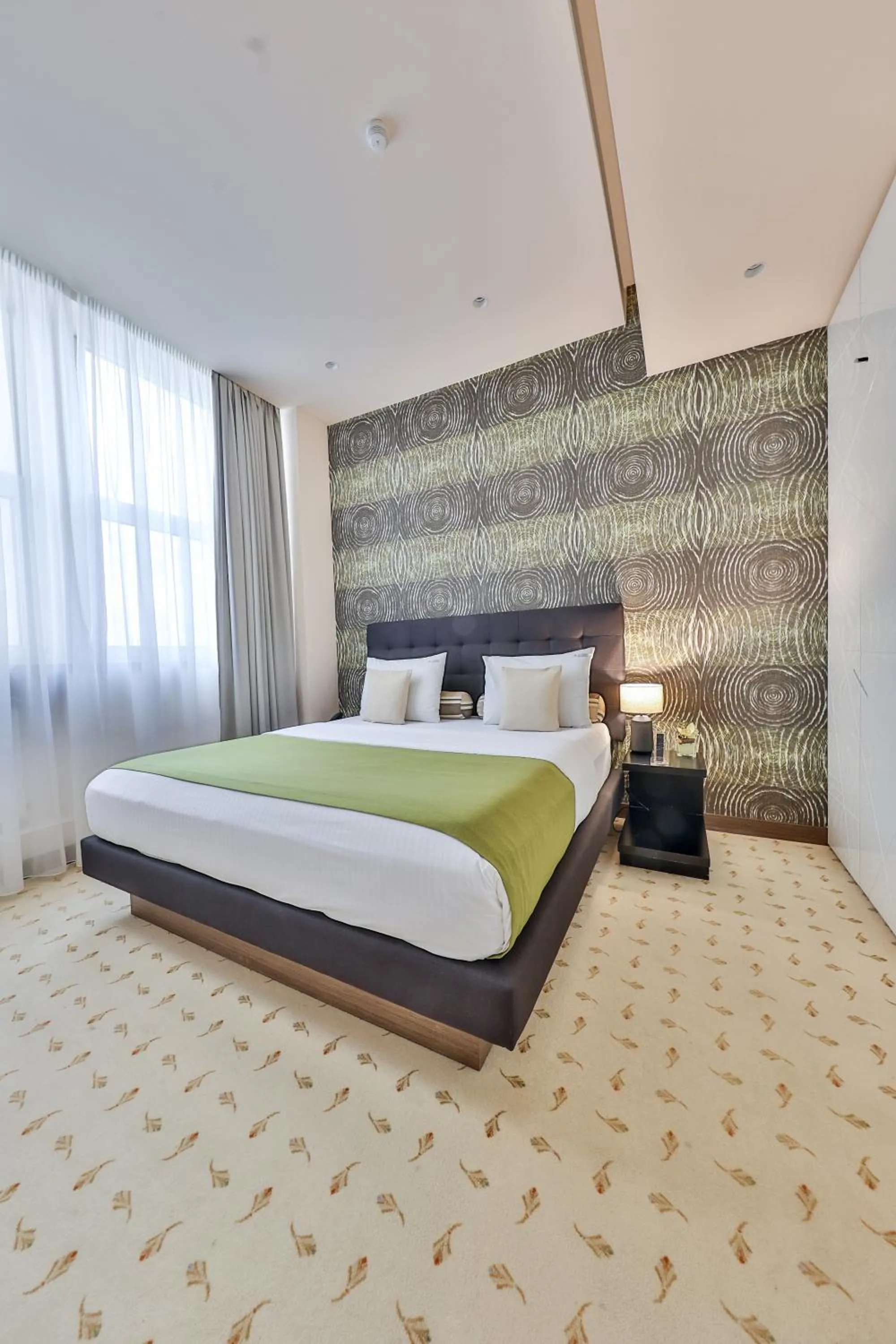 Bed in Atera Business Suites