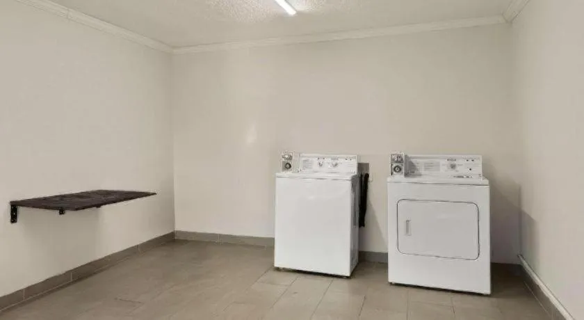 Rodeway Inn Lumberton Central