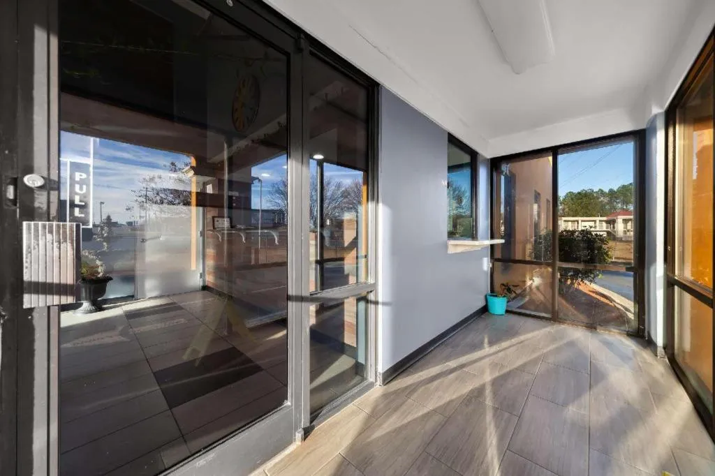 Bed in Rodeway Inn Lumberton Central