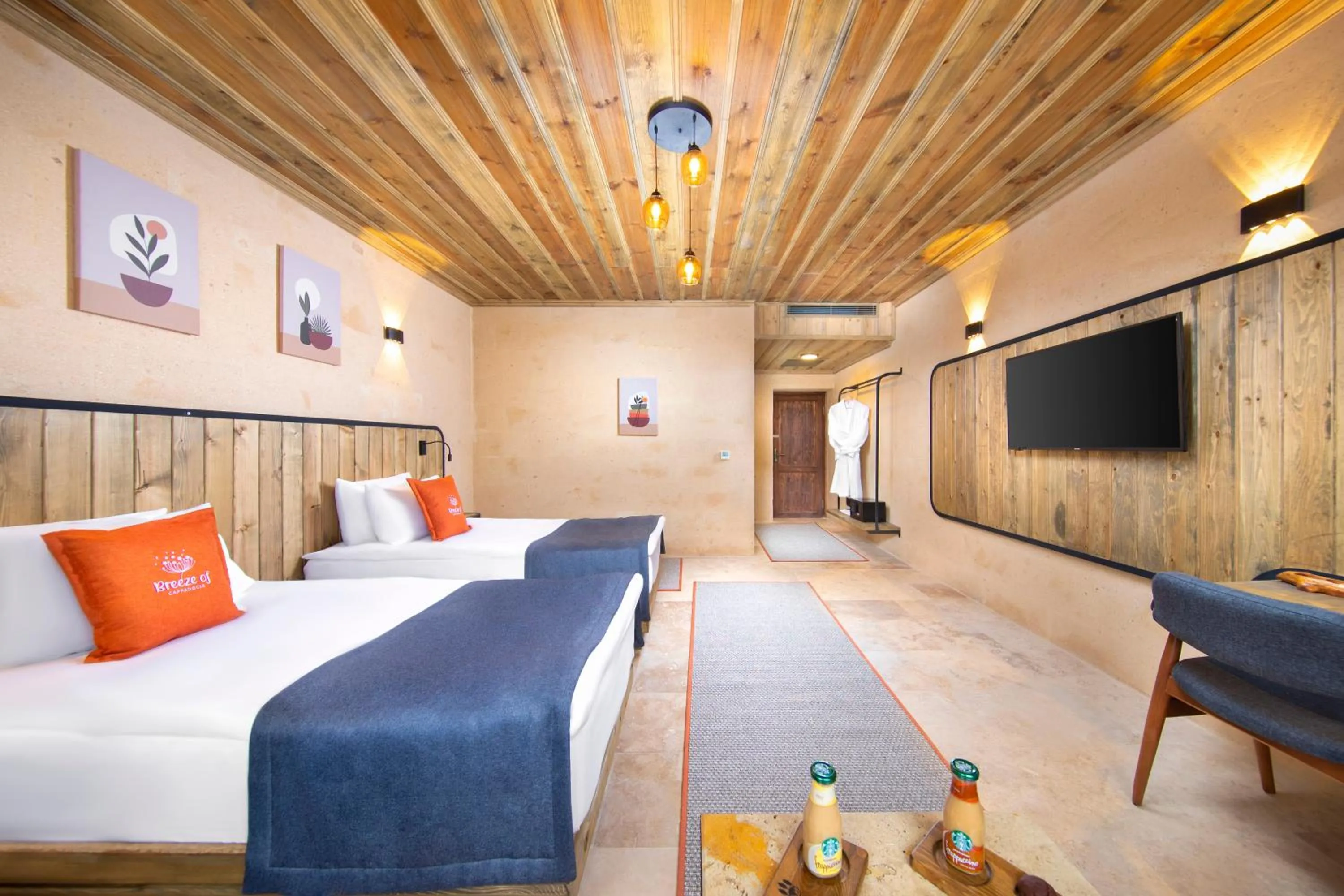 Photo of the whole room, Bed in Breeze Of Cappadocia