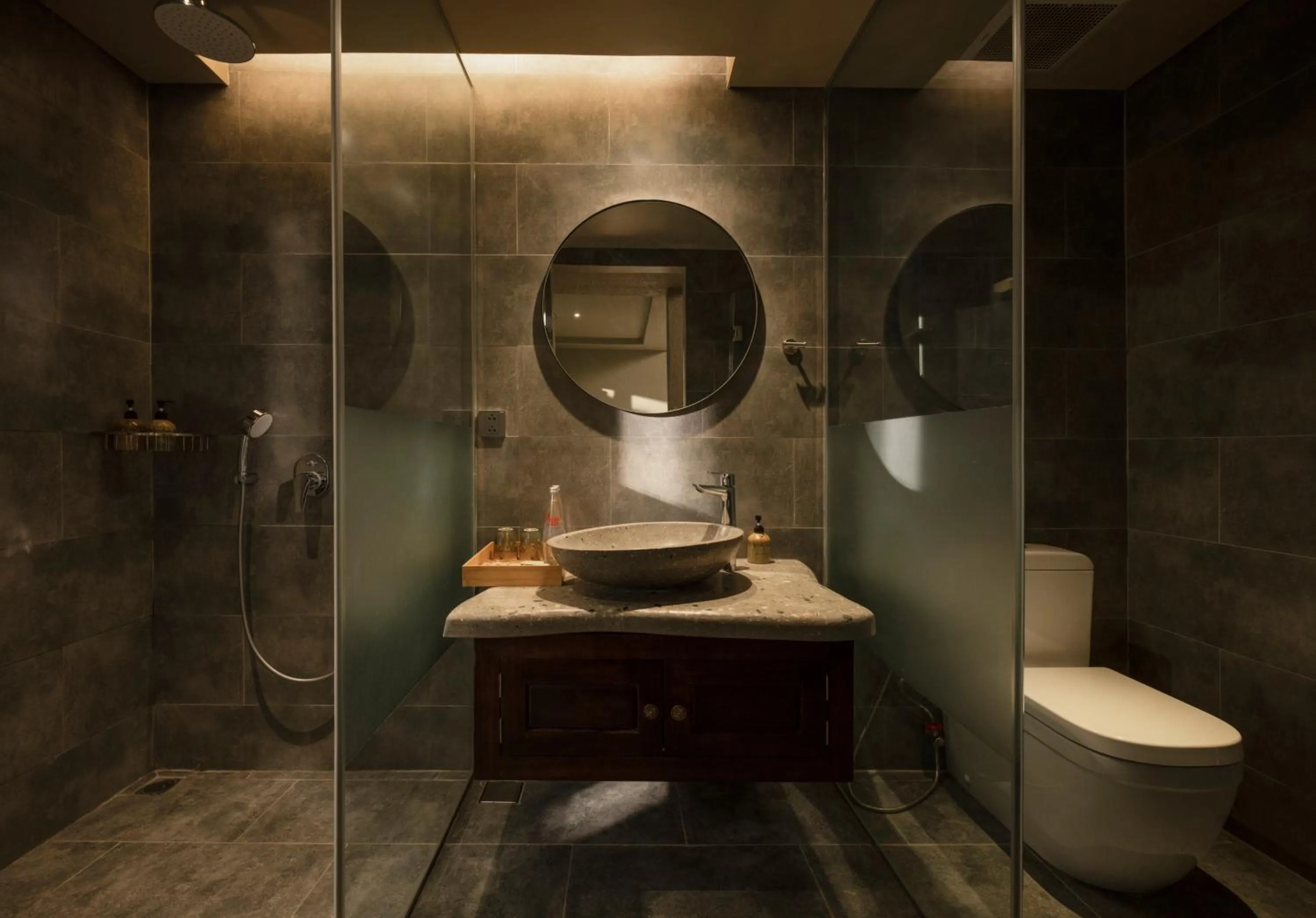 Shower in Jiva Hoa Lu Retreat