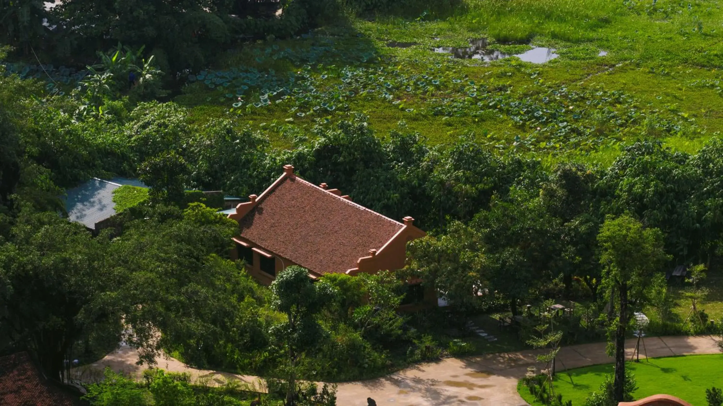 Property building in Jiva Hoa Lu Retreat Property building in Jiva Hoa Lu Retreat